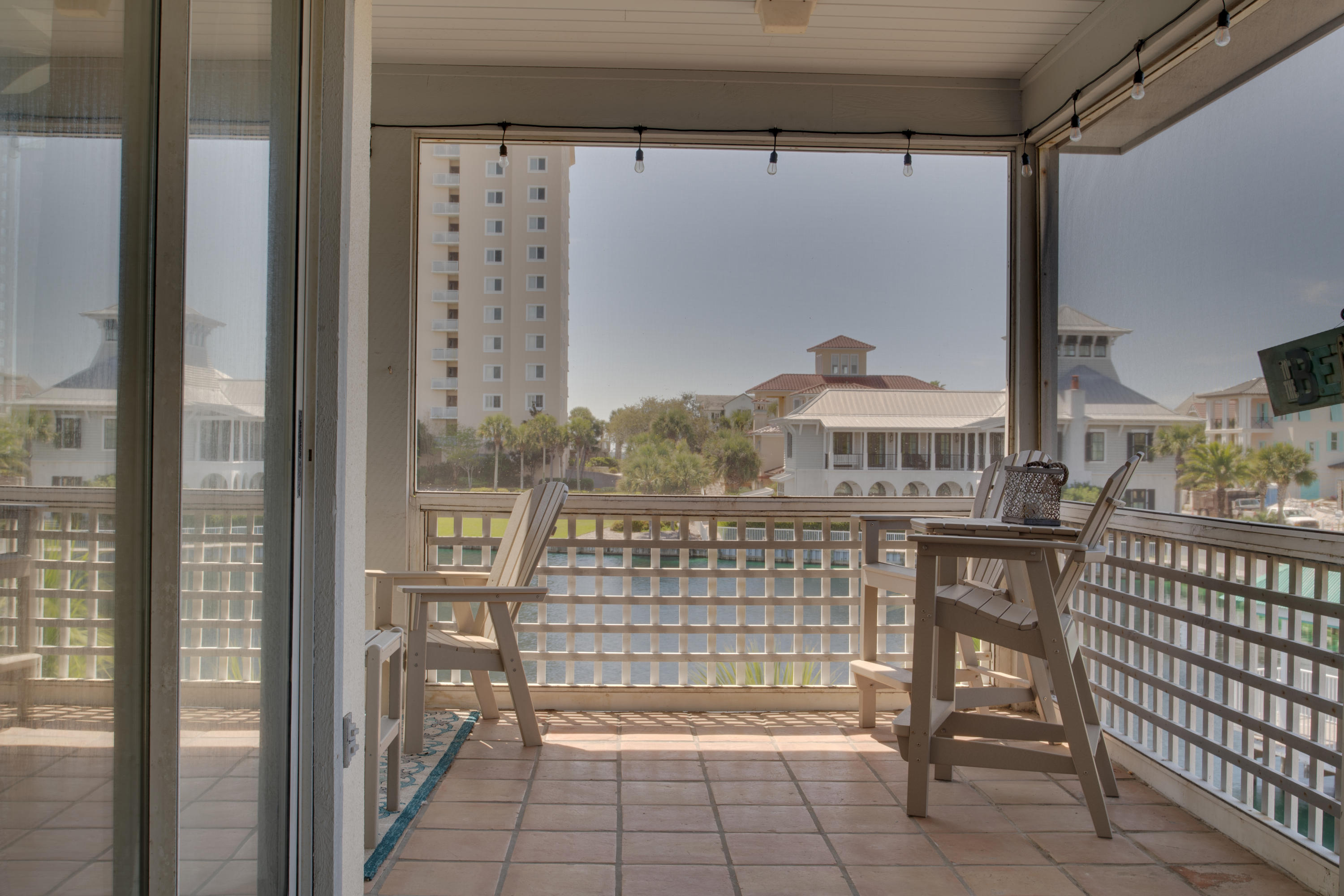 HIDDEN DUNES BEACH VILLAS - Residential