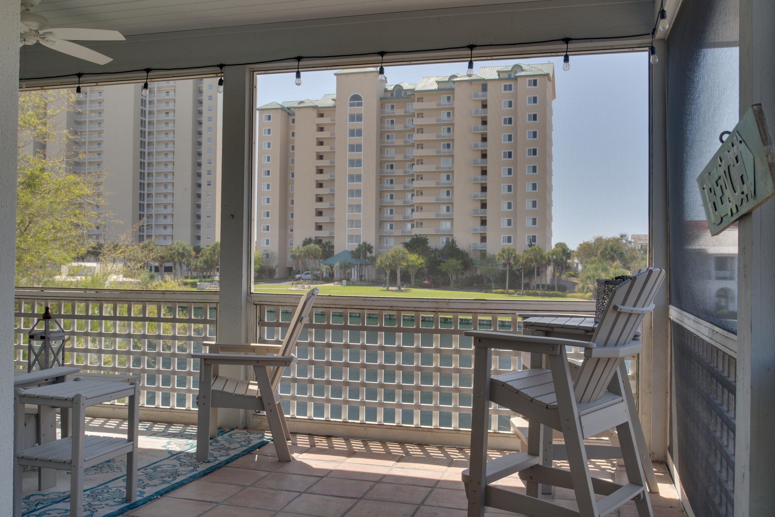 HIDDEN DUNES BEACH VILLAS - Residential