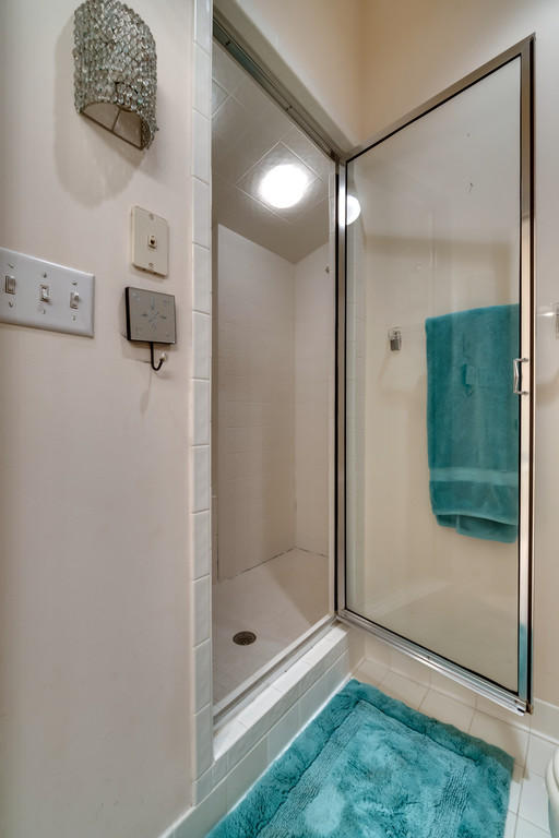 HIDDEN DUNES BEACH VILLAS - Residential