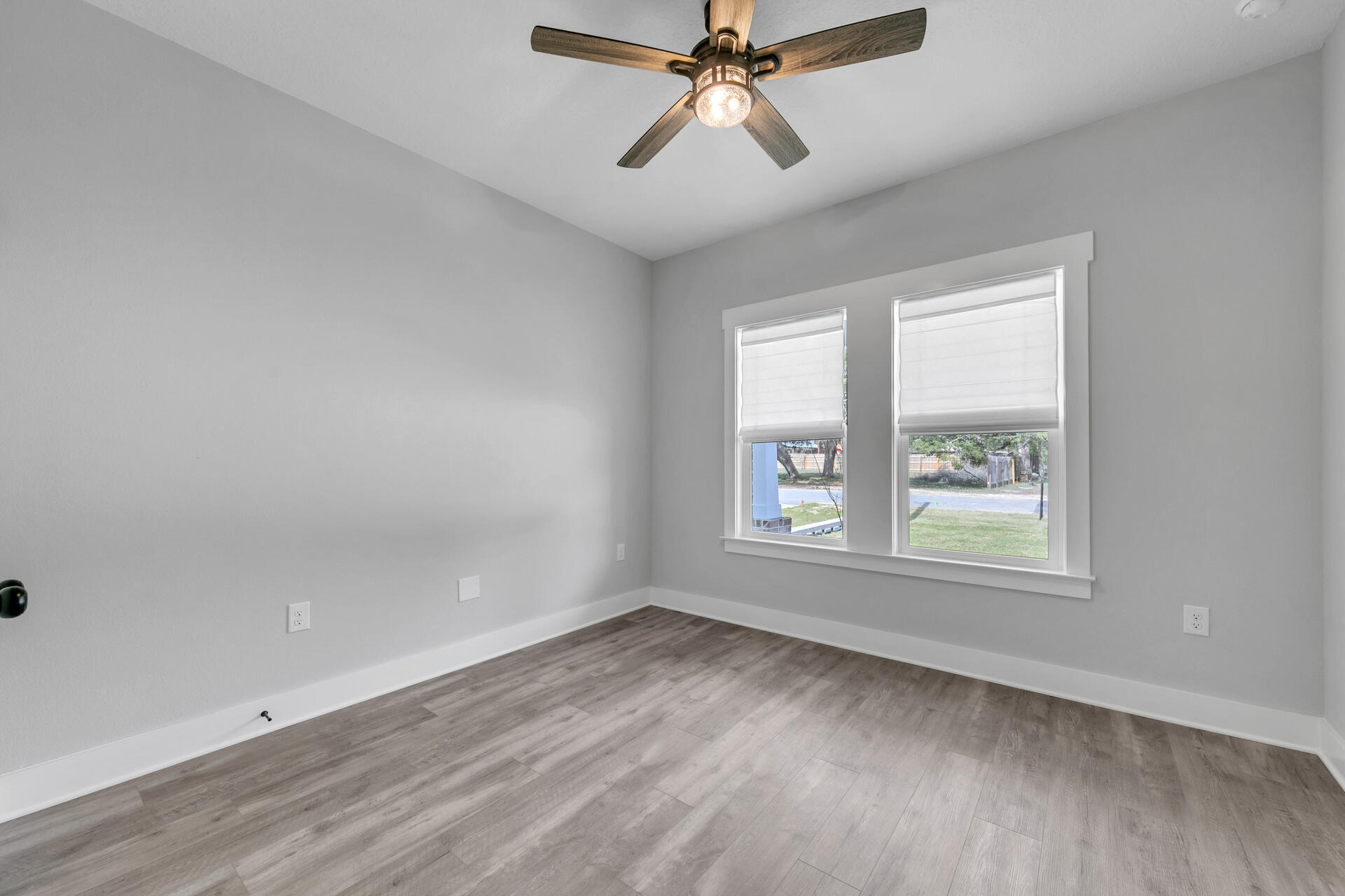 EMORY THOMAS - Residential