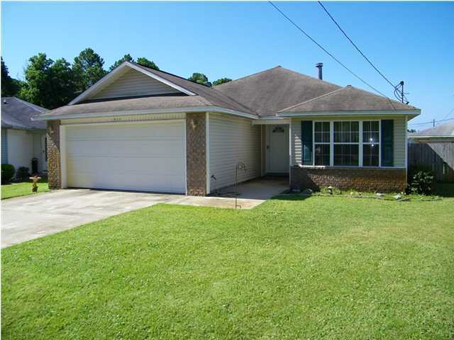 VICTORIA PARK - Residential Lease