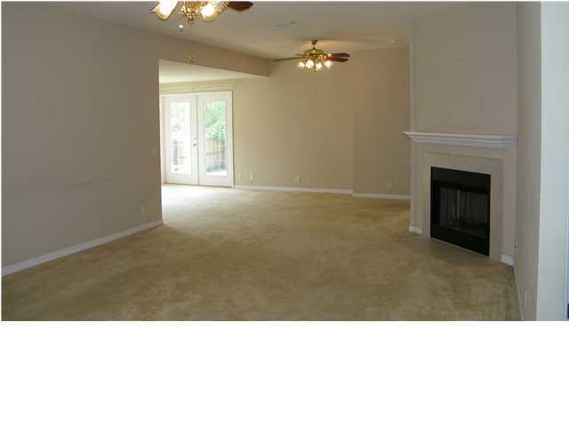 VICTORIA PARK - Residential Lease