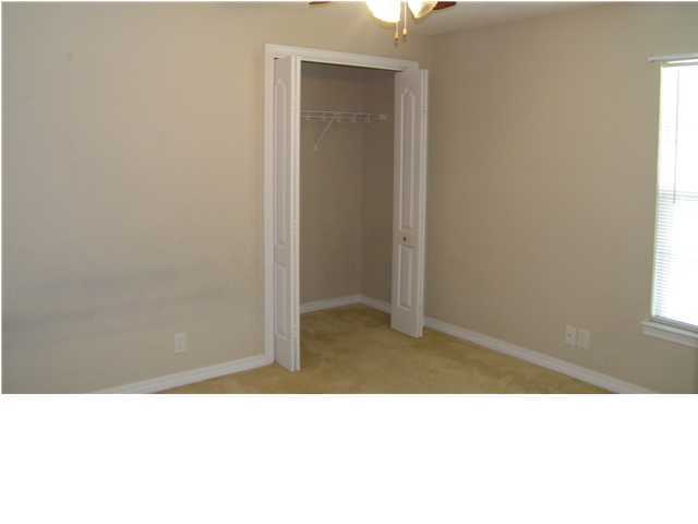 VICTORIA PARK - Residential Lease