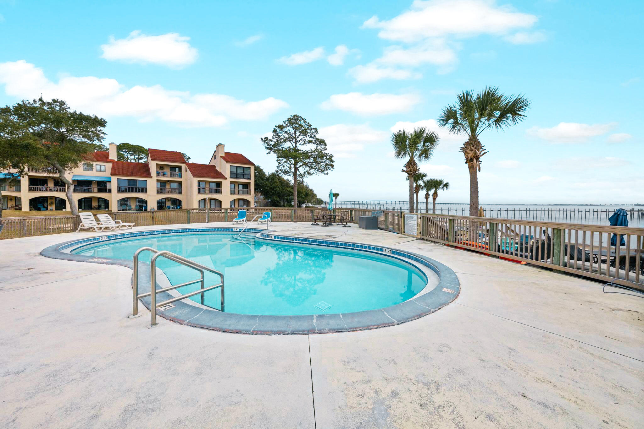 SAFE HARBOUR VILLAGE - Residential