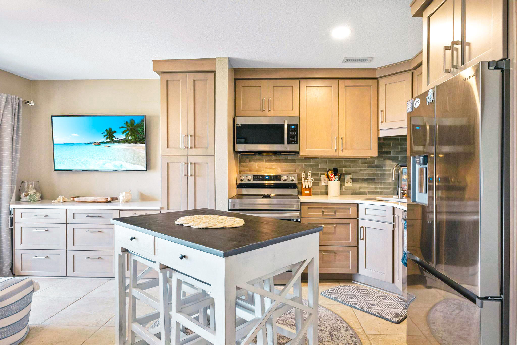 SAFE HARBOUR VILLAGE - Residential