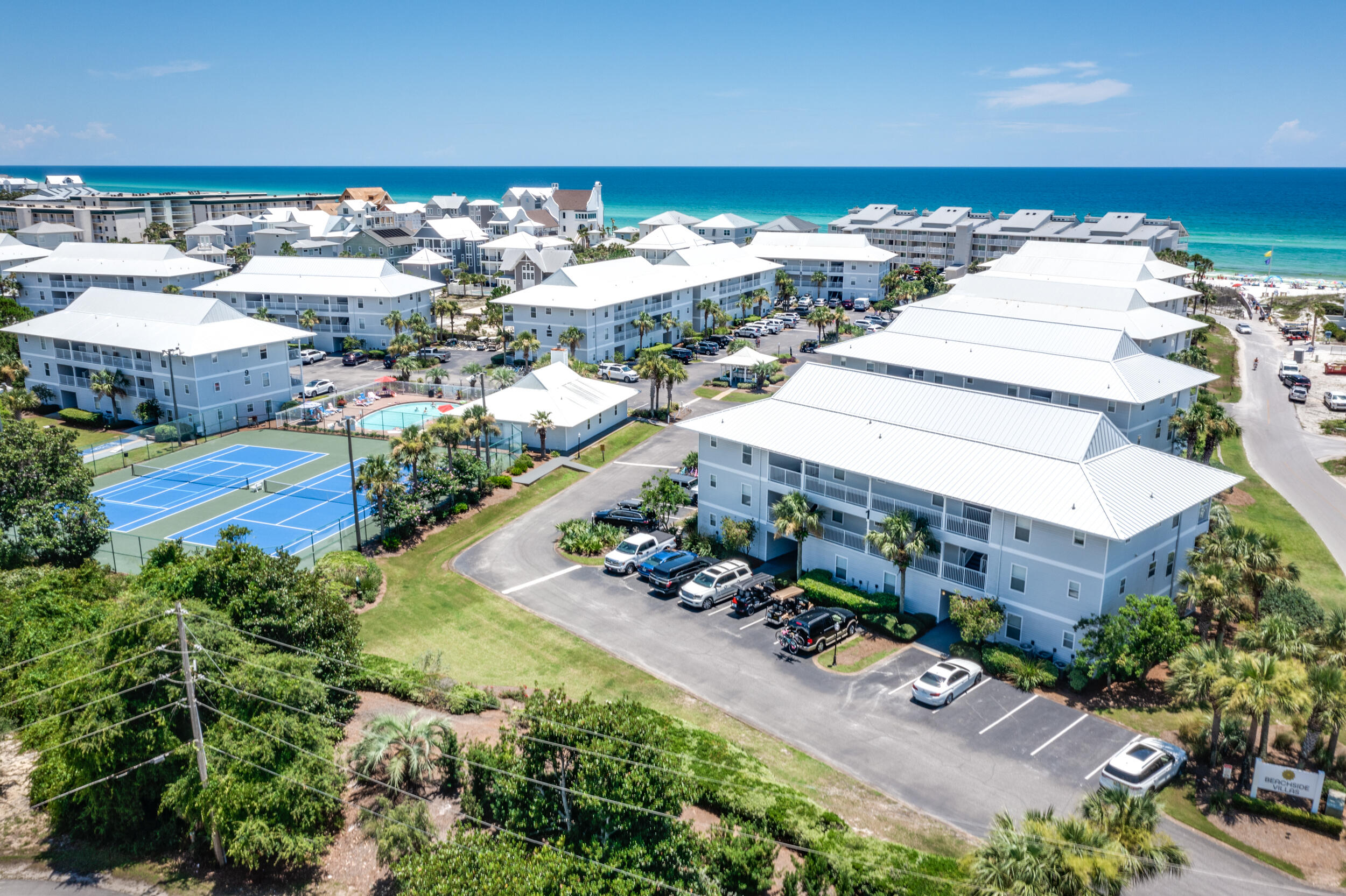 BEACHSIDE VILLAS CONDO - Residential