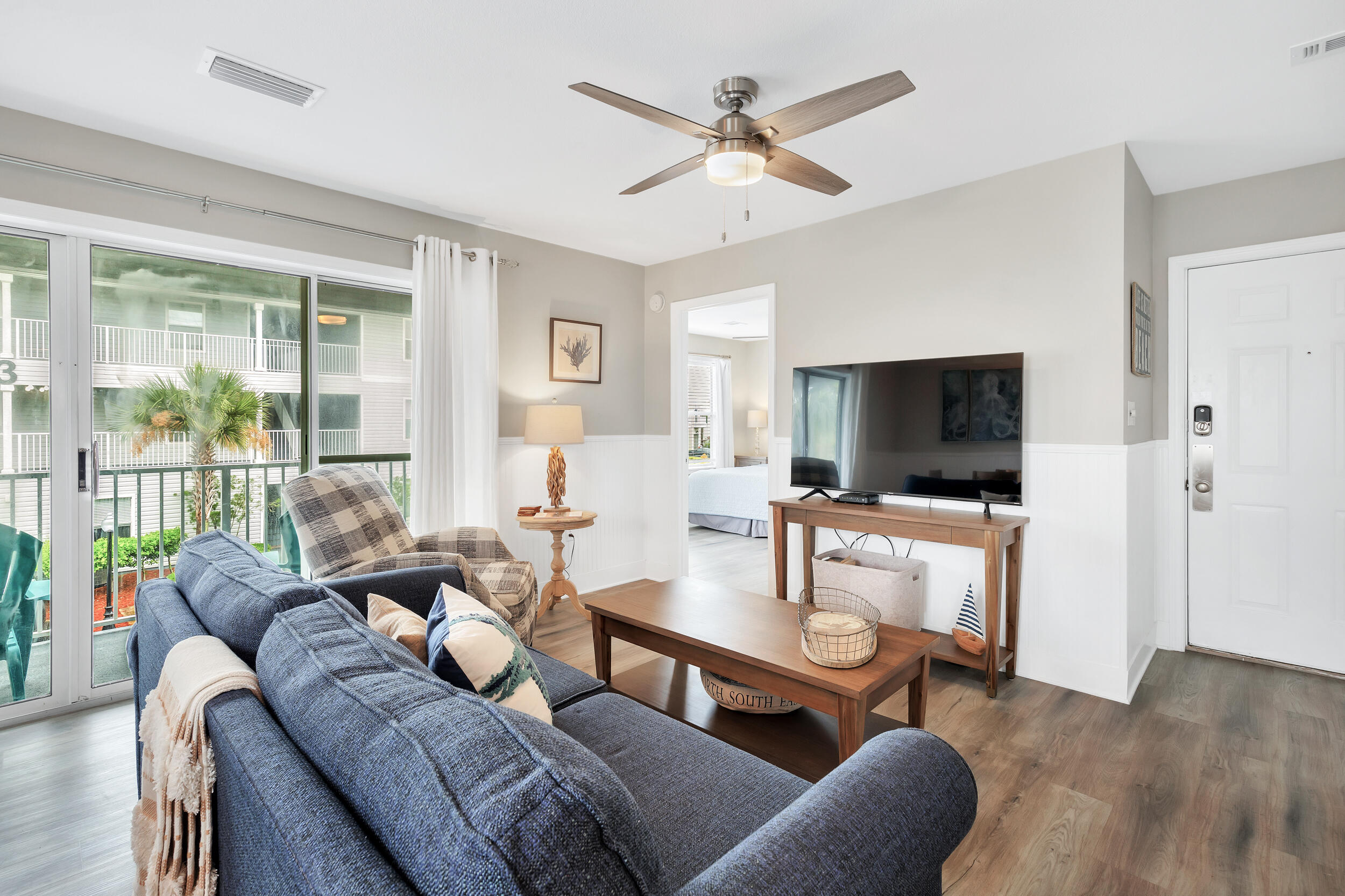 BEACHSIDE VILLAS CONDO - Residential