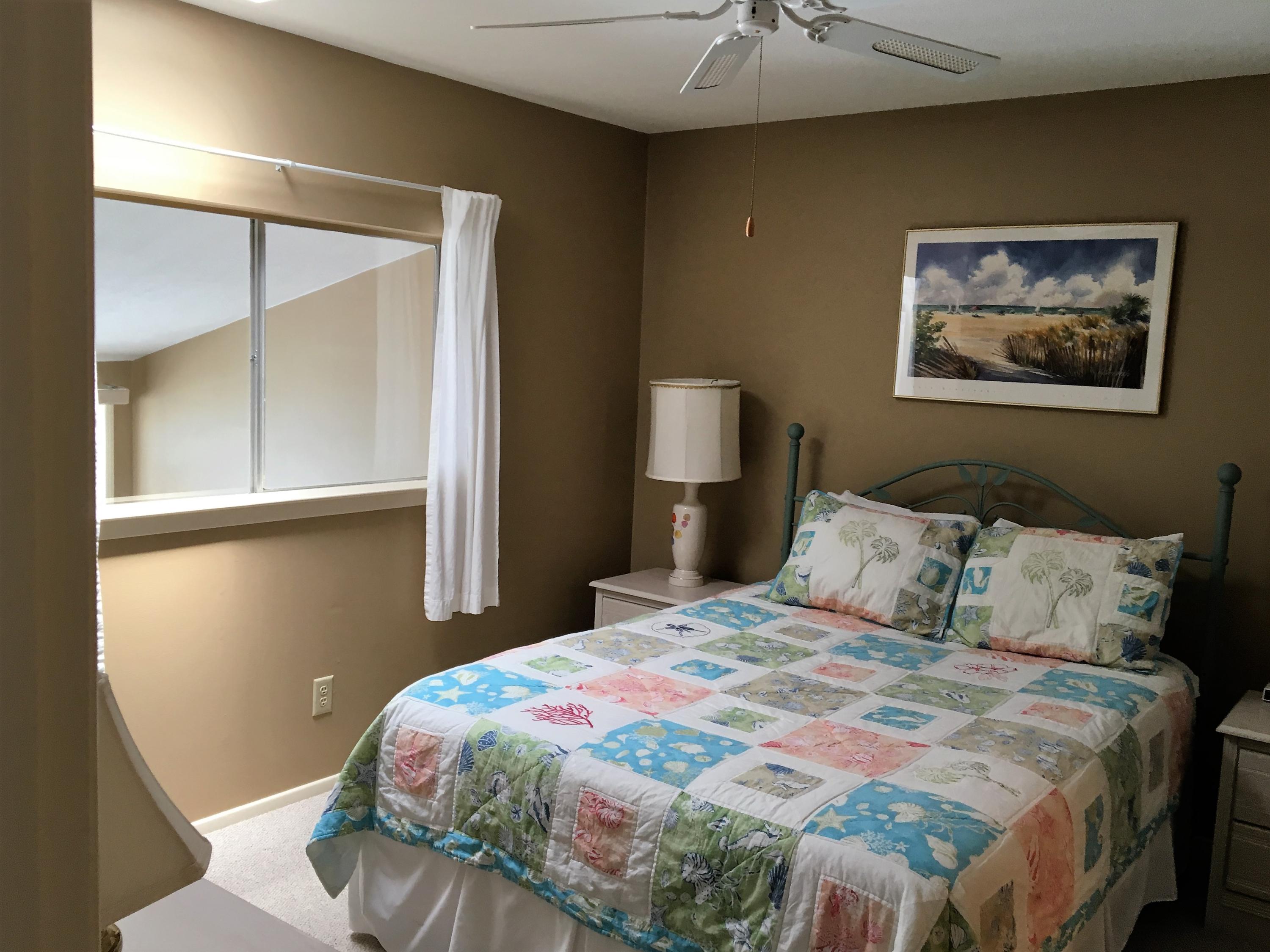 HOLIDAY HARBOR - Residential