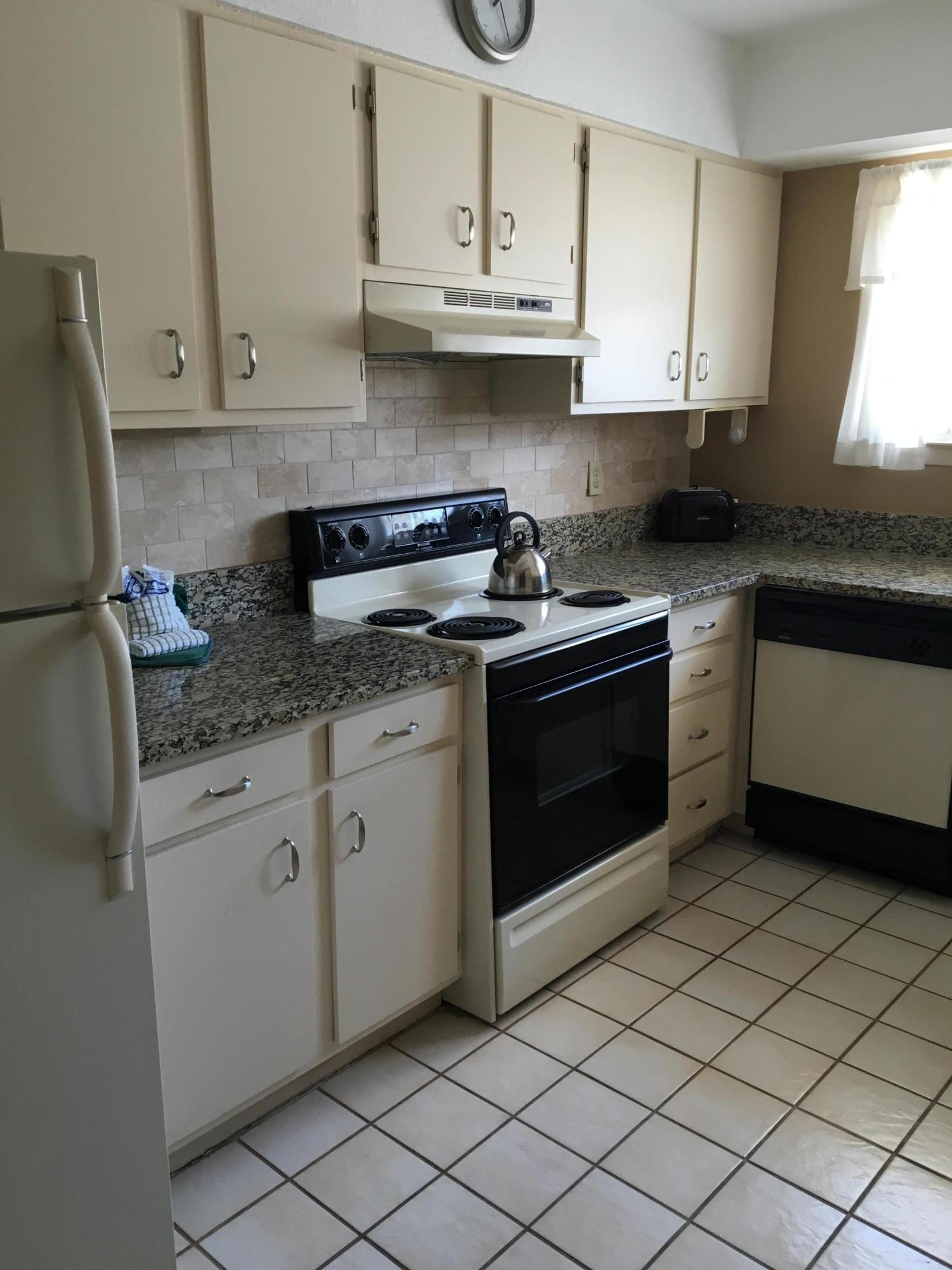 HOLIDAY HARBOR - Residential