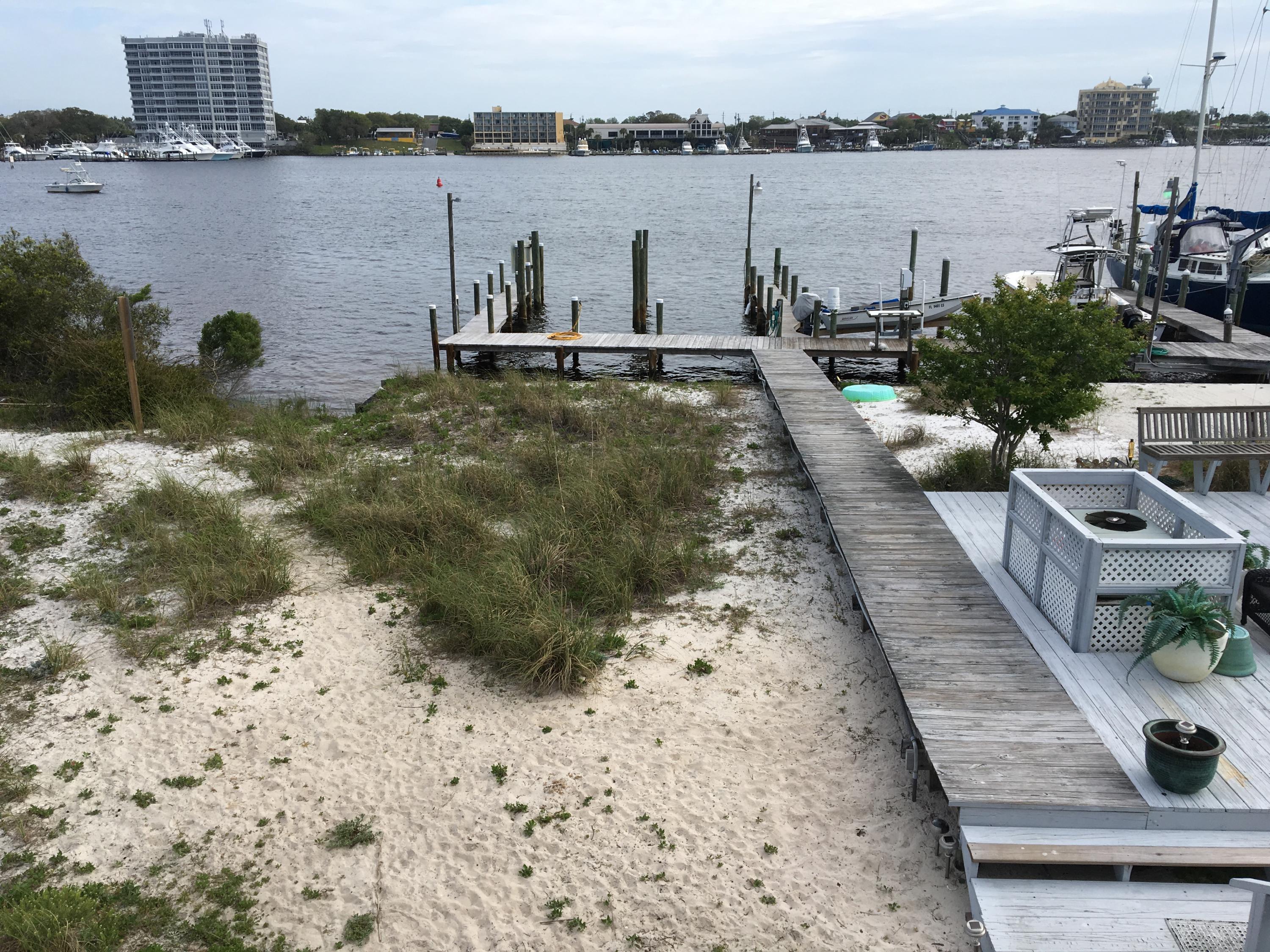 HOLIDAY HARBOR - Residential