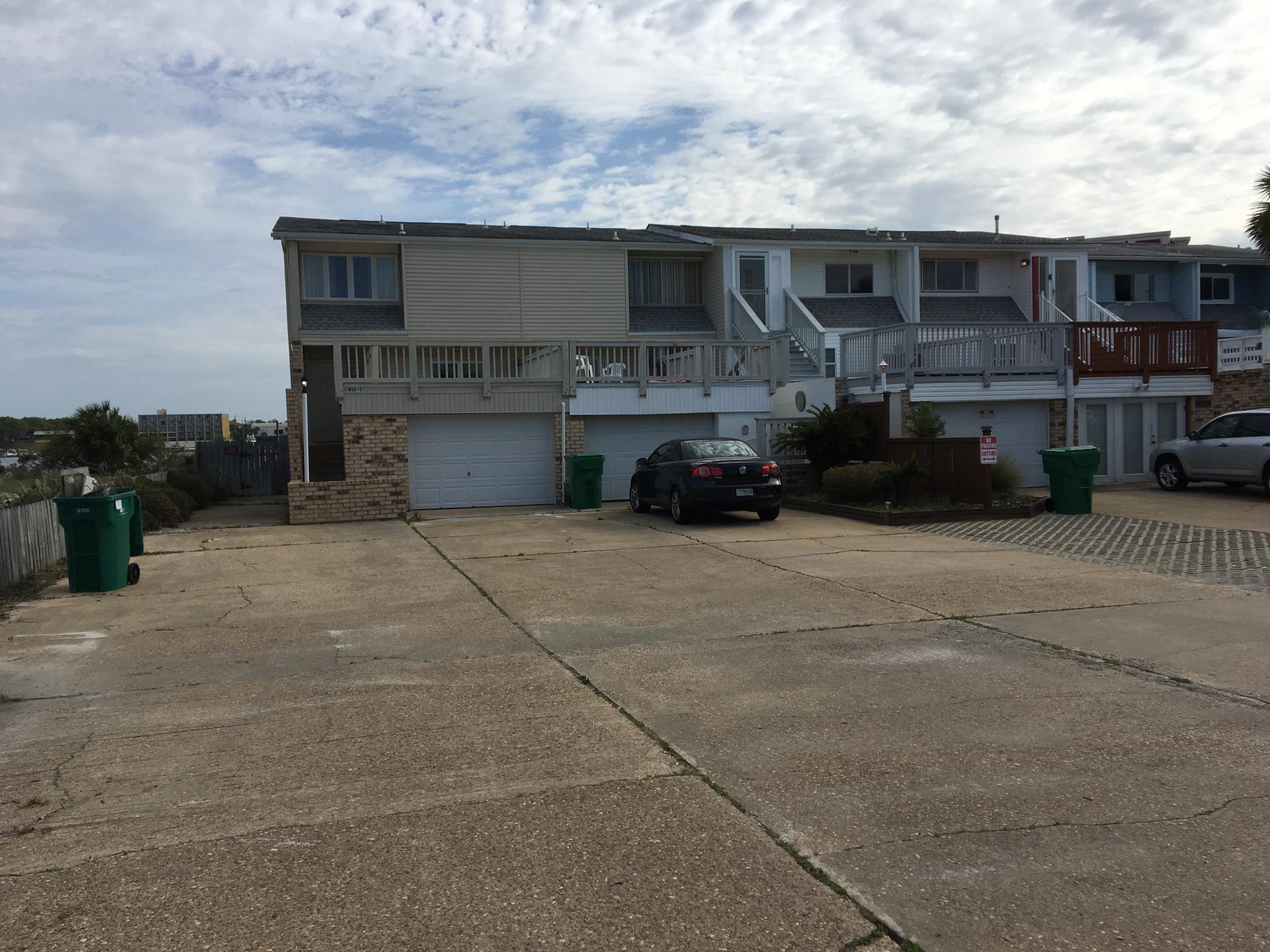 HOLIDAY HARBOR - Residential