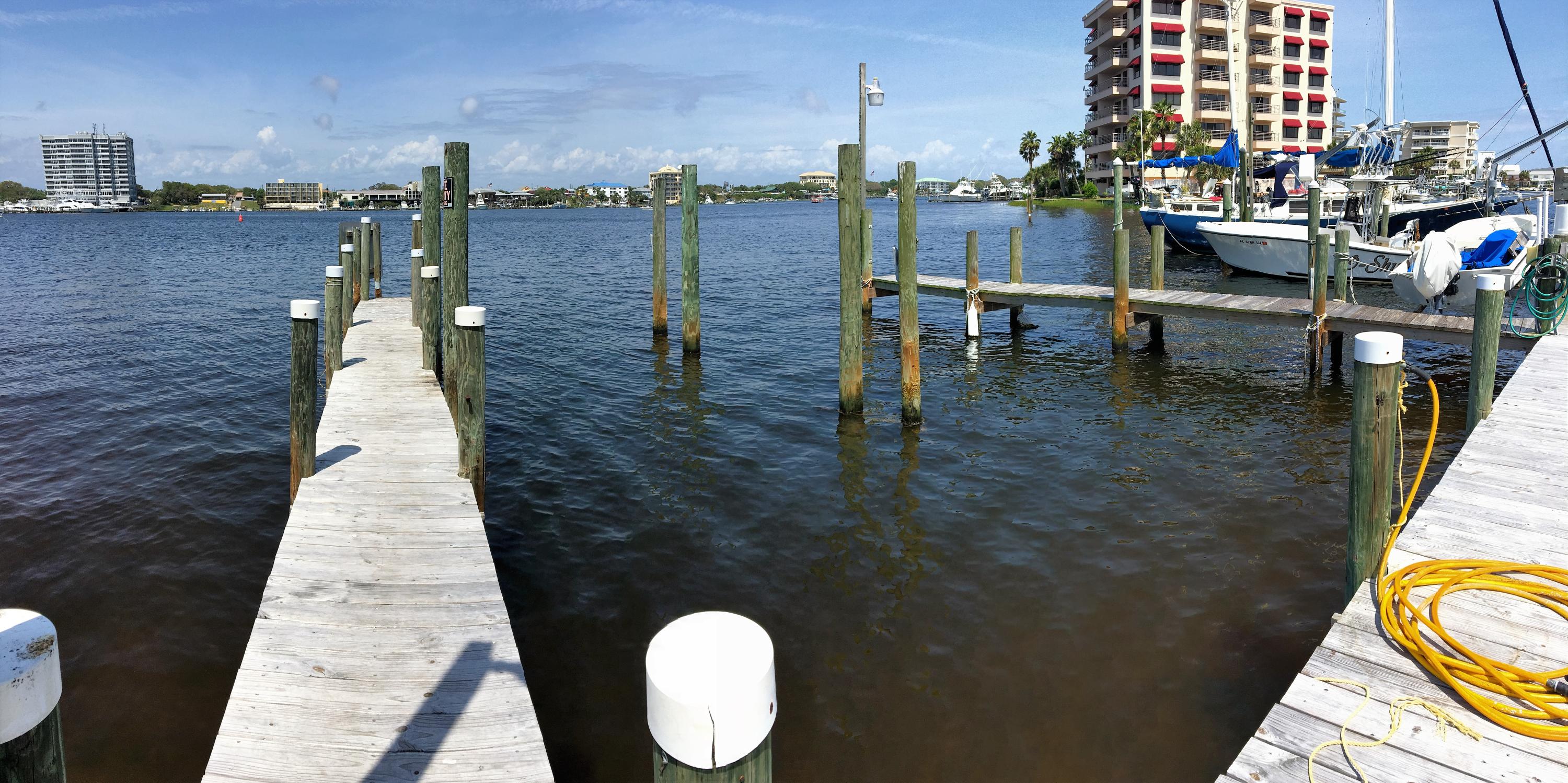 HOLIDAY HARBOR - Residential