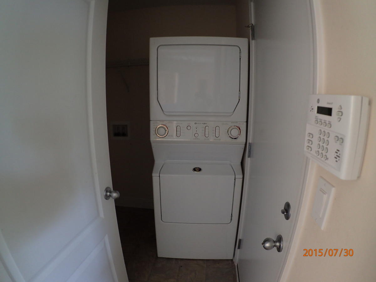 SILVER SPRINGS EST - Residential