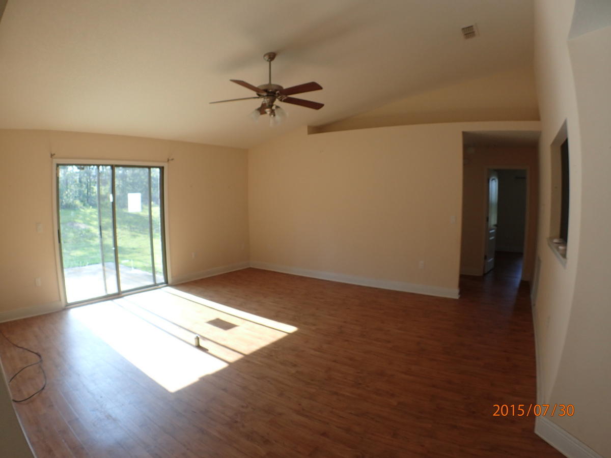 SILVER SPRINGS EST - Residential