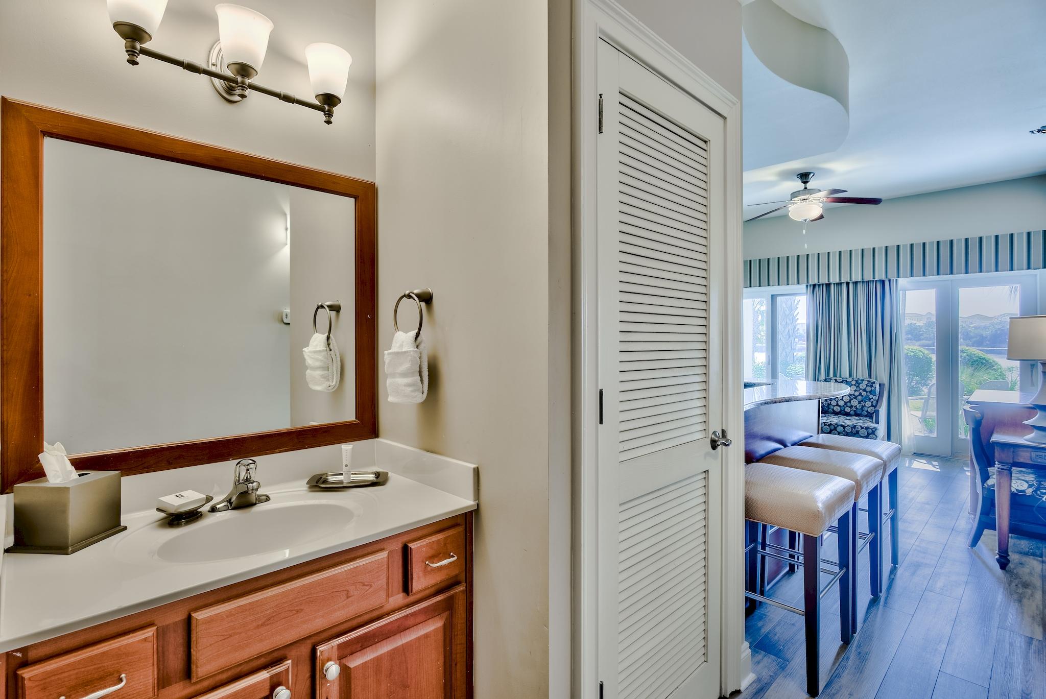 CARILLON BEACH INN - Residential