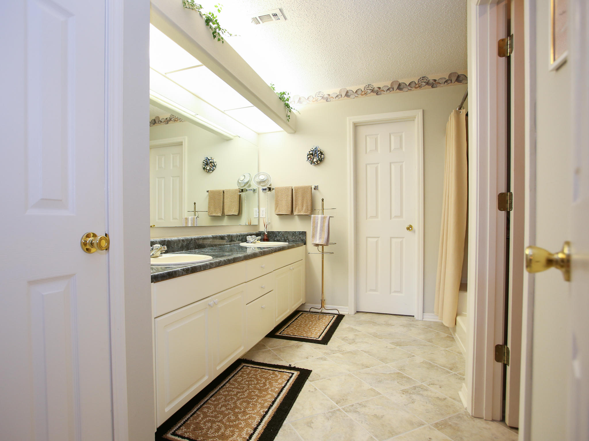 RAINTREE ESTATES - Residential