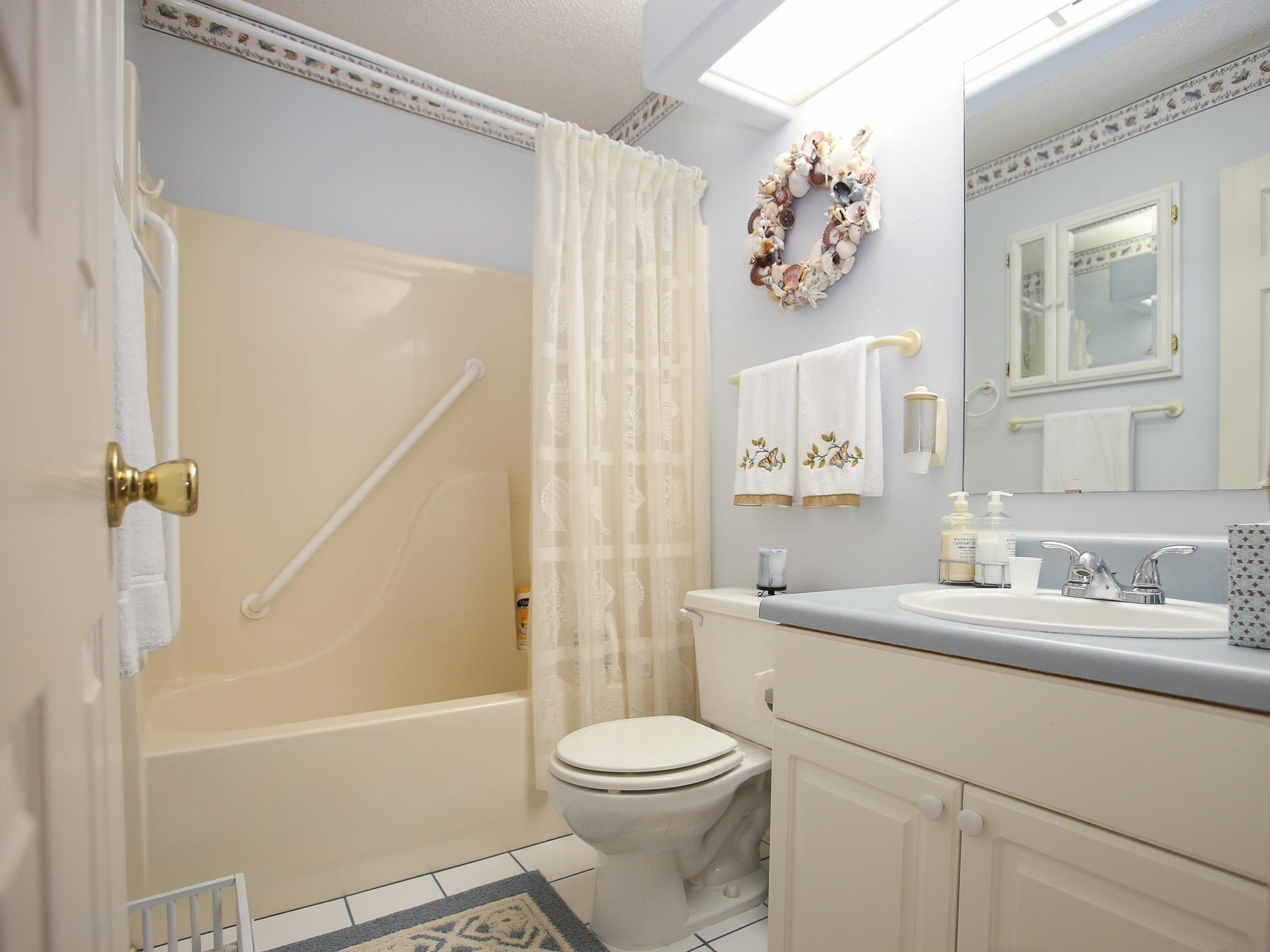 RAINTREE ESTATES - Residential