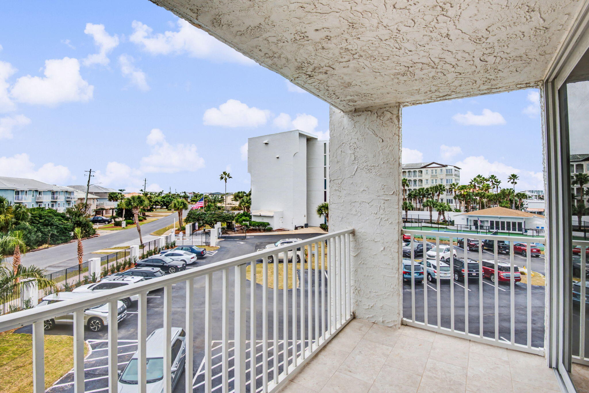 DOLPHIN POINT CONDO - Residential