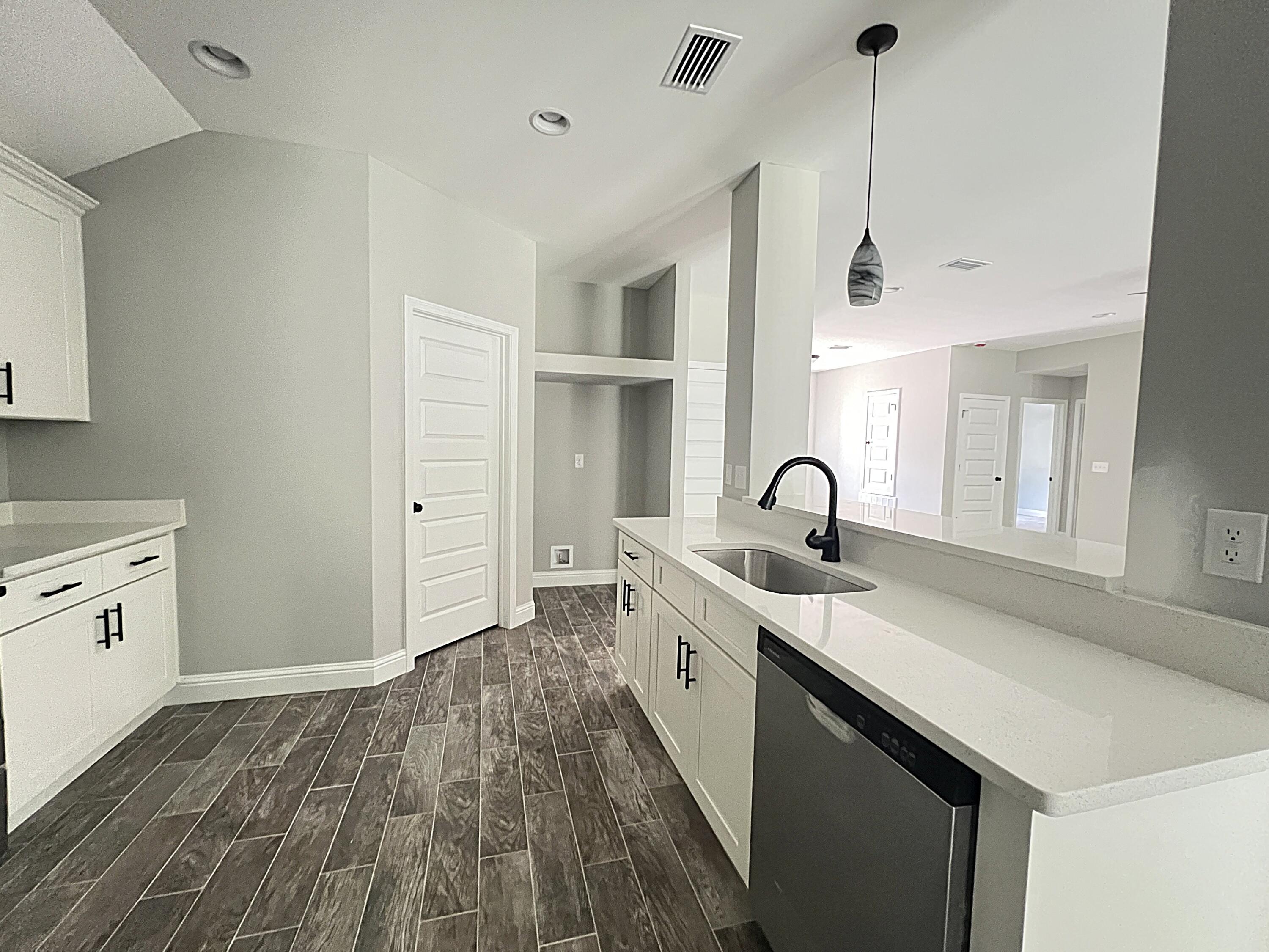 Camille Cove - South of I-10 - Residential