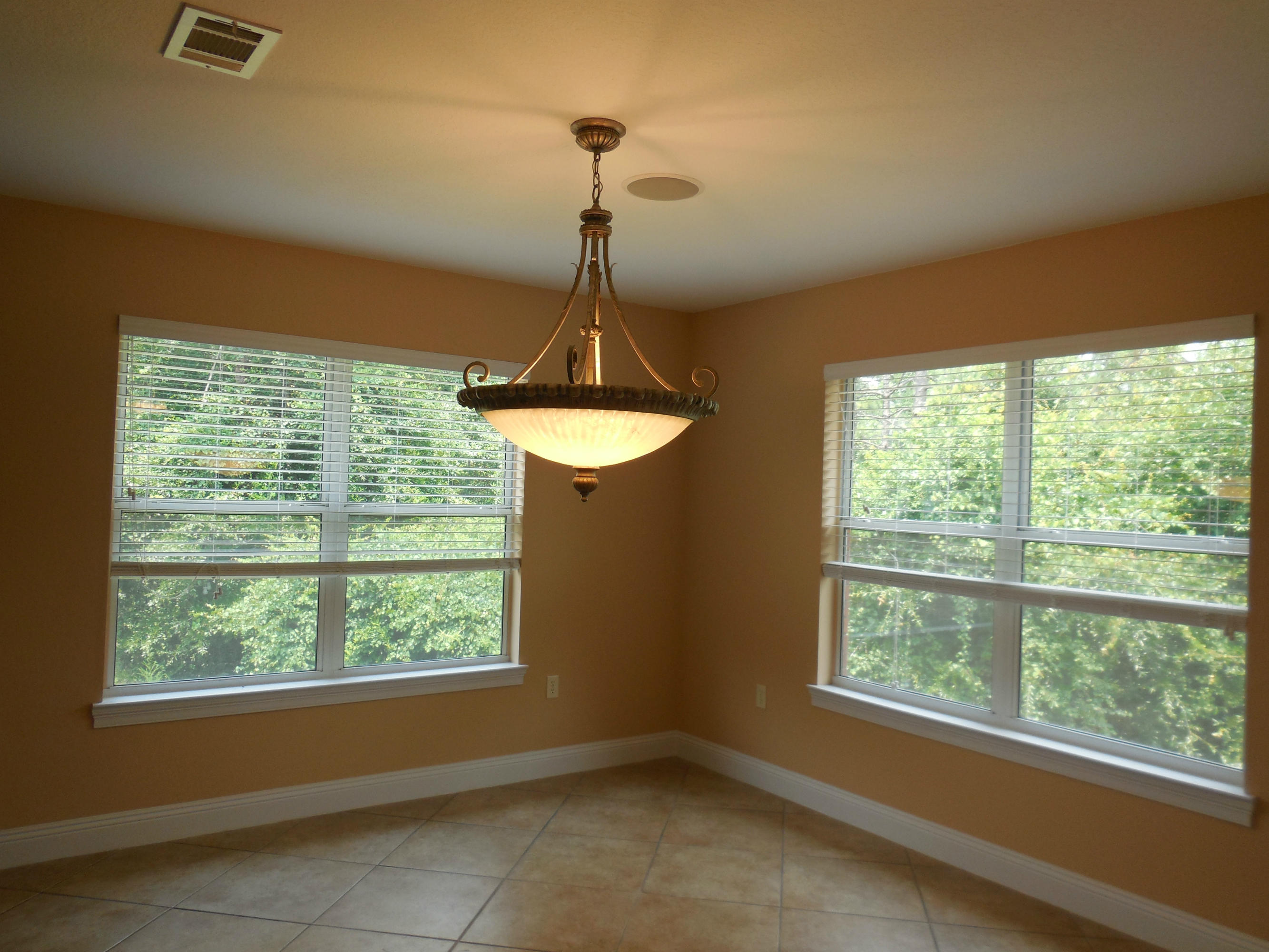 SPRING HOLLOW ESTATES - Residential