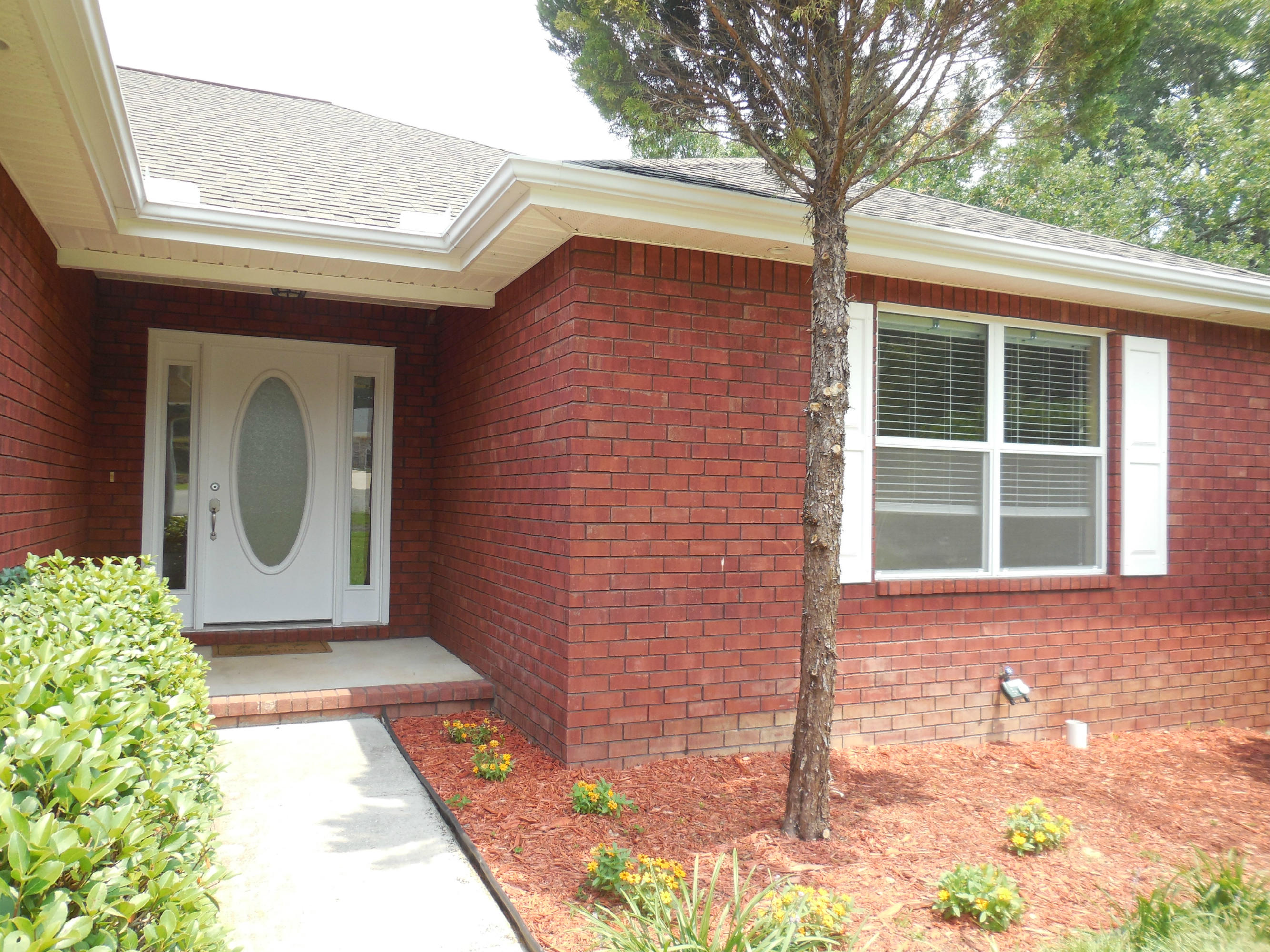 SPRING HOLLOW ESTATES - Residential