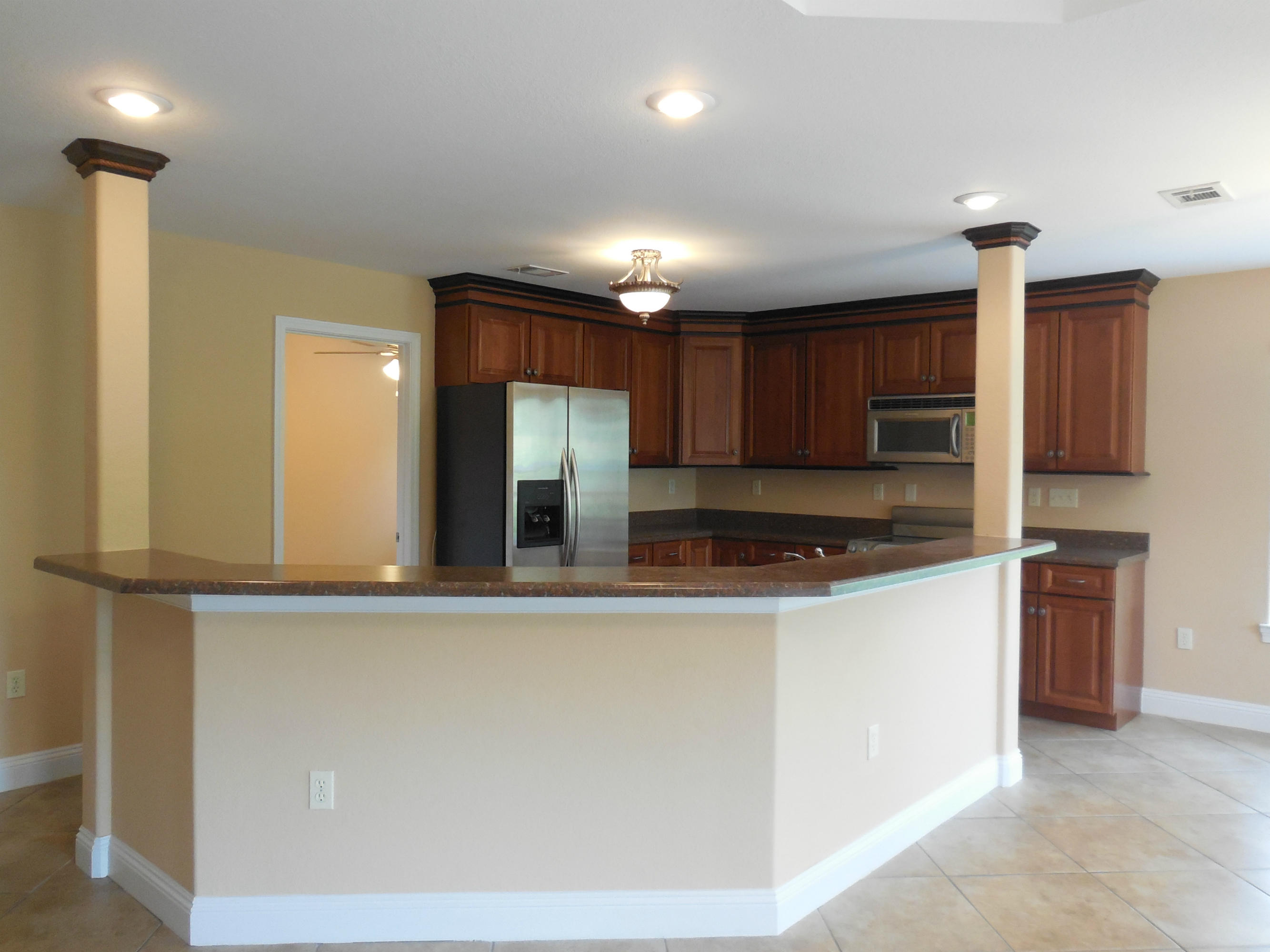 SPRING HOLLOW ESTATES - Residential