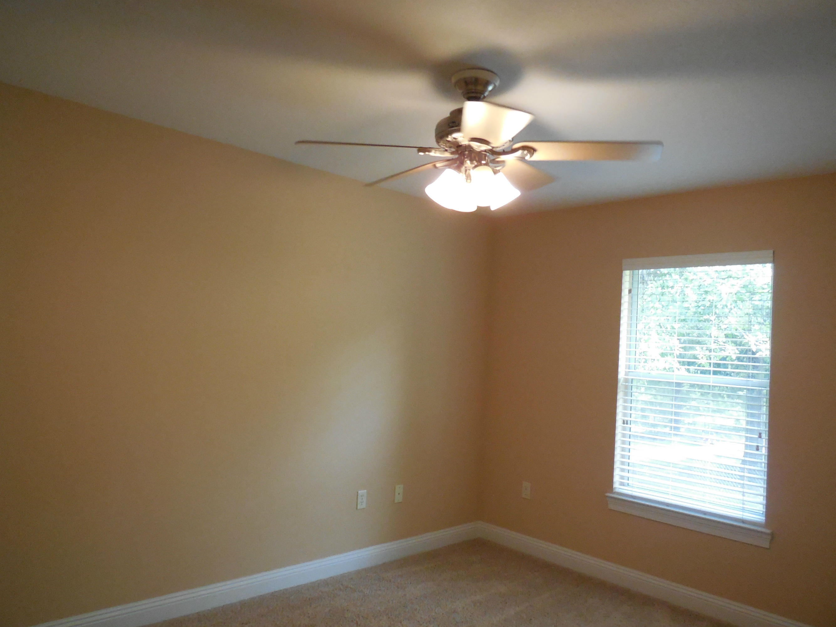 SPRING HOLLOW ESTATES - Residential