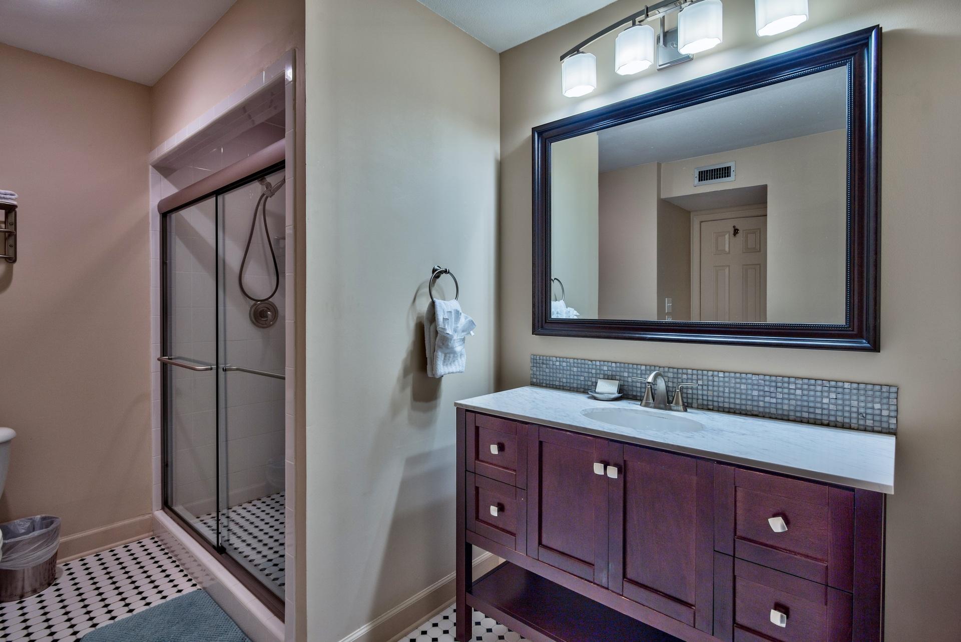 BLUE MOUNTAIN BEACH - Residential