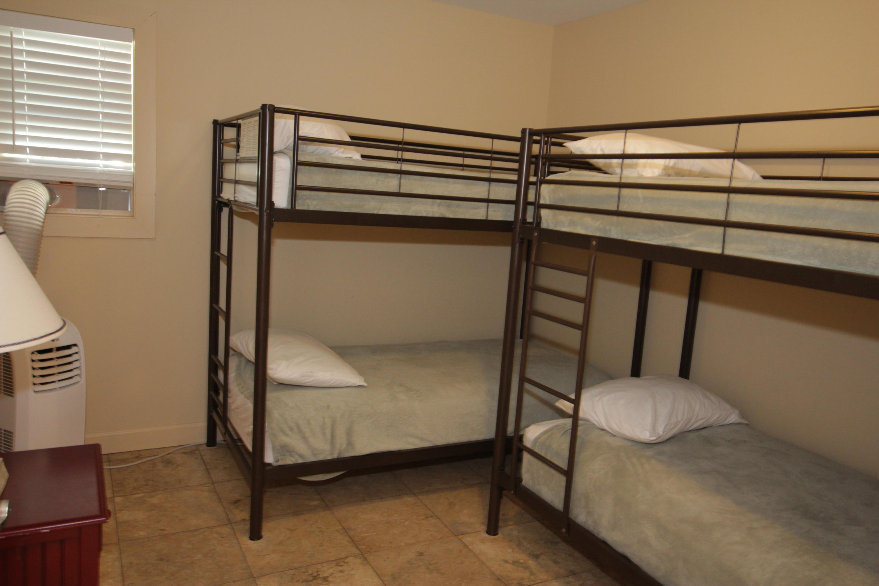 BLUE MOUNTAIN BEACH - Residential