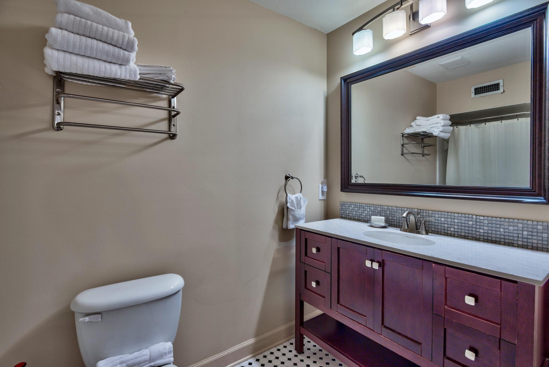 BLUE MOUNTAIN BEACH - Residential