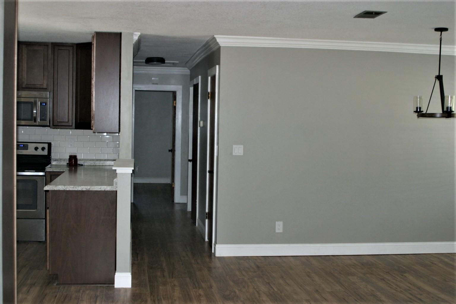 PINECREST HILLS - Residential