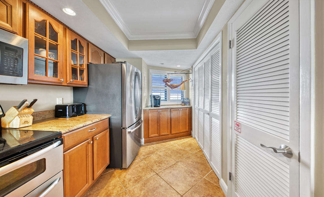 EDGEWATER BEACH CONDO PH 2 - Residential