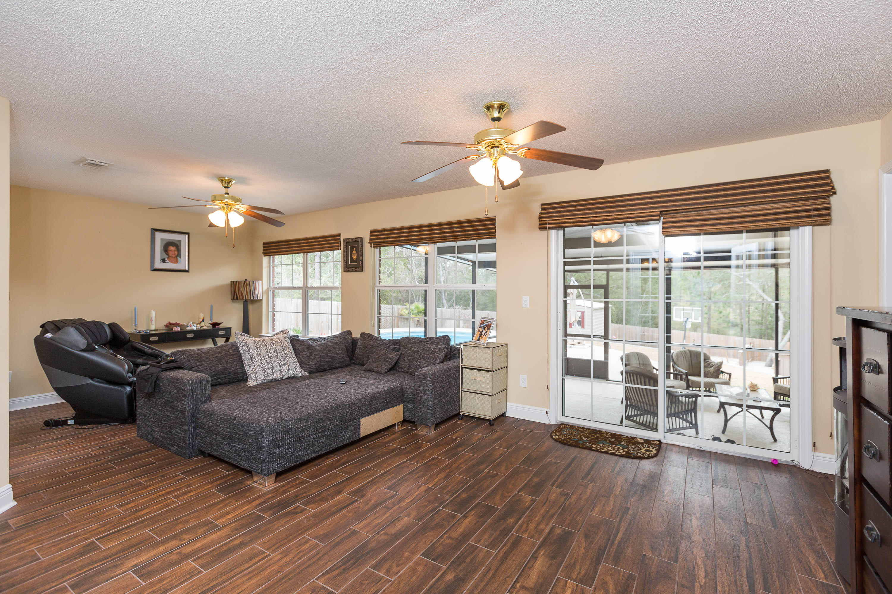 FOX VALLEY - Residential