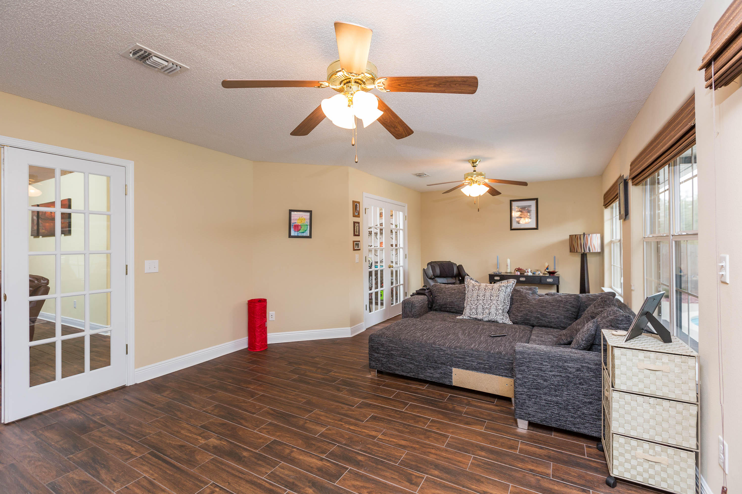 FOX VALLEY - Residential