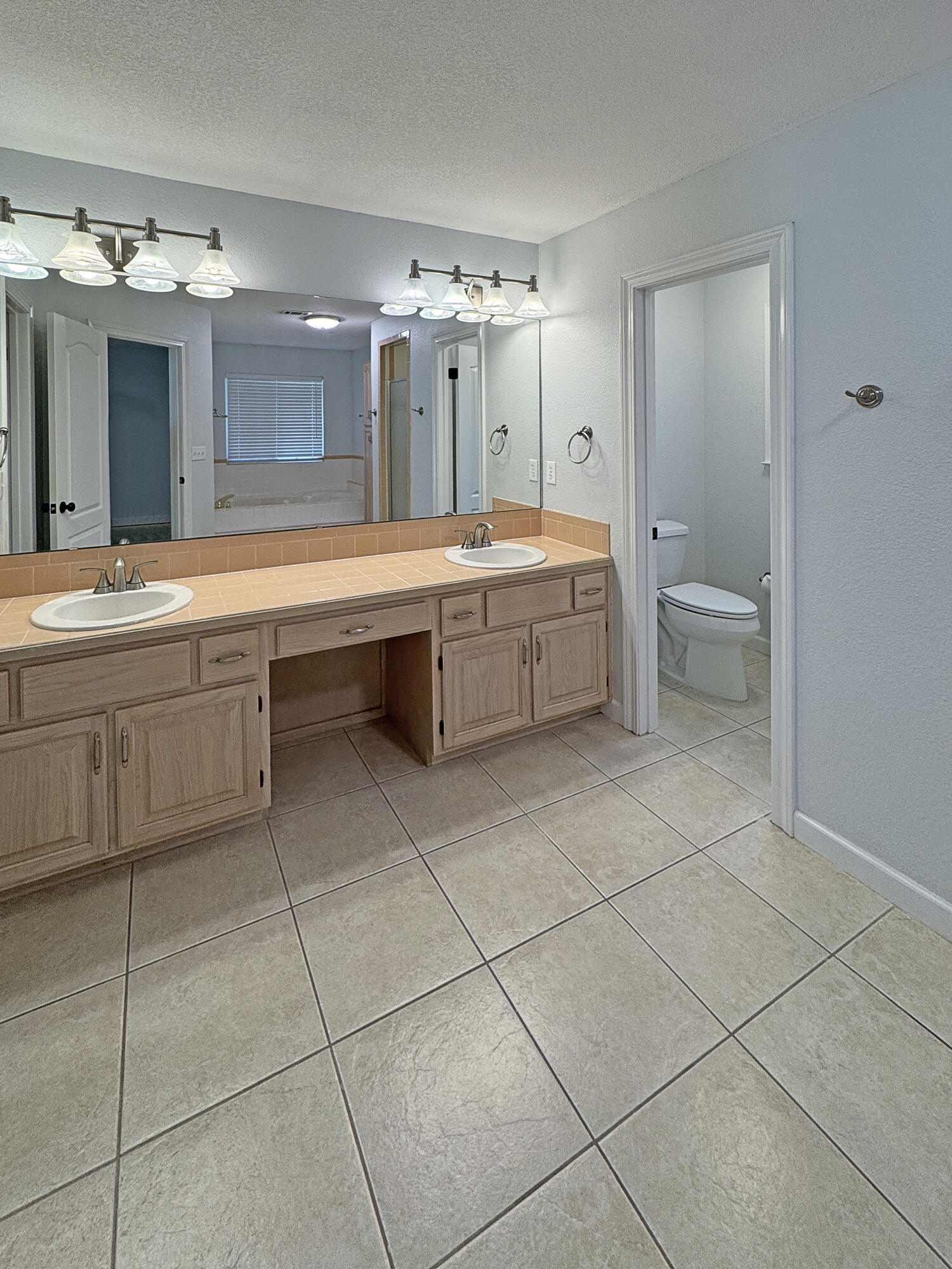 SOUTHWIND PH 3 - Residential Lease