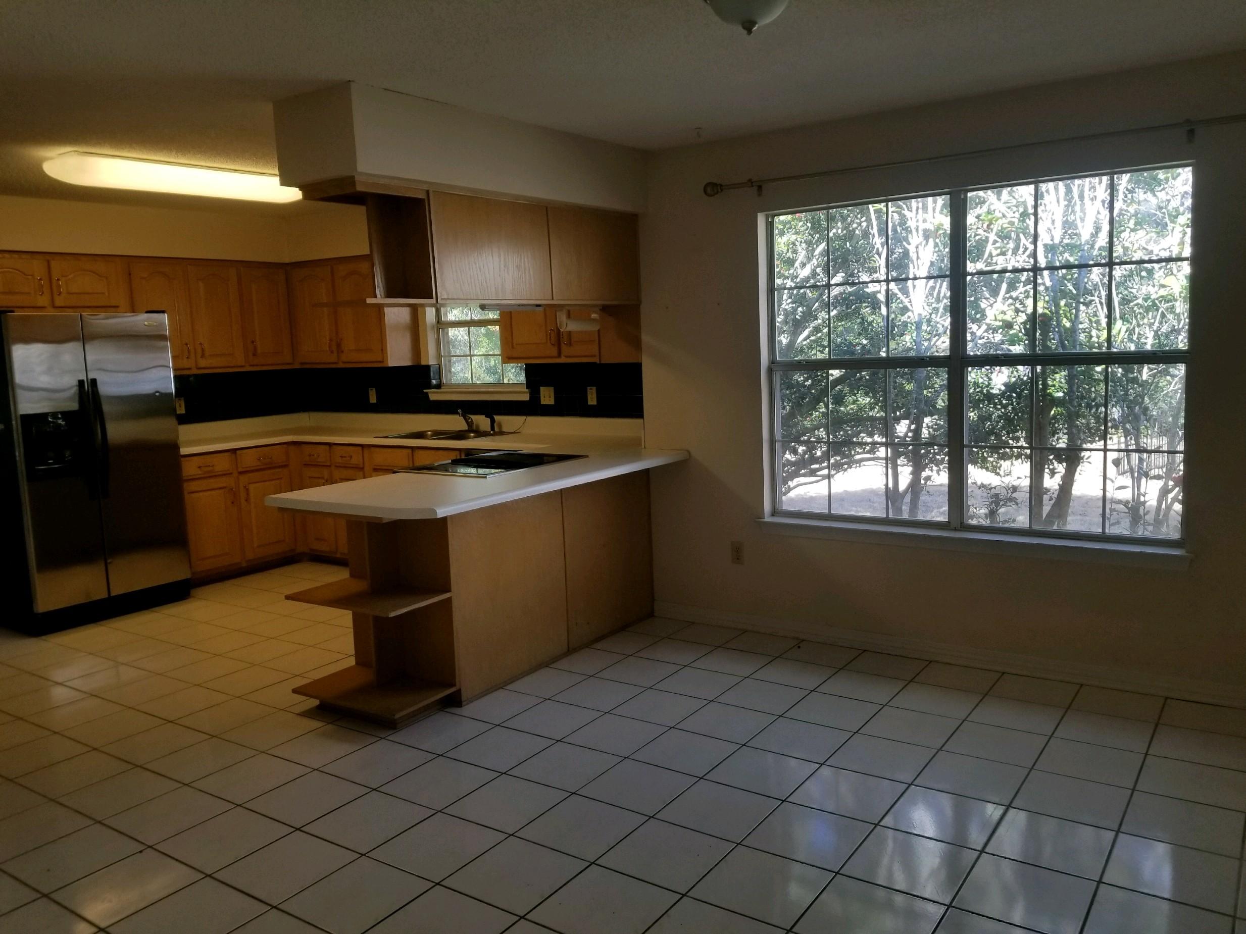 PARKWOOD ESTATES PH 1 BLUEWATER BAY - Residential