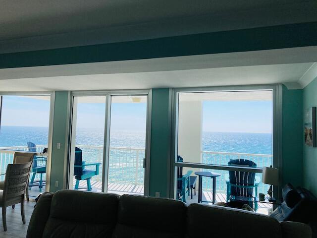 SHORELINE TOWERS 2 - Residential