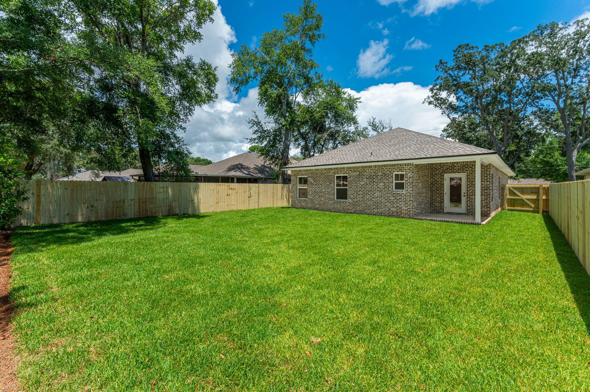 DIXON S/D - Residential Lease