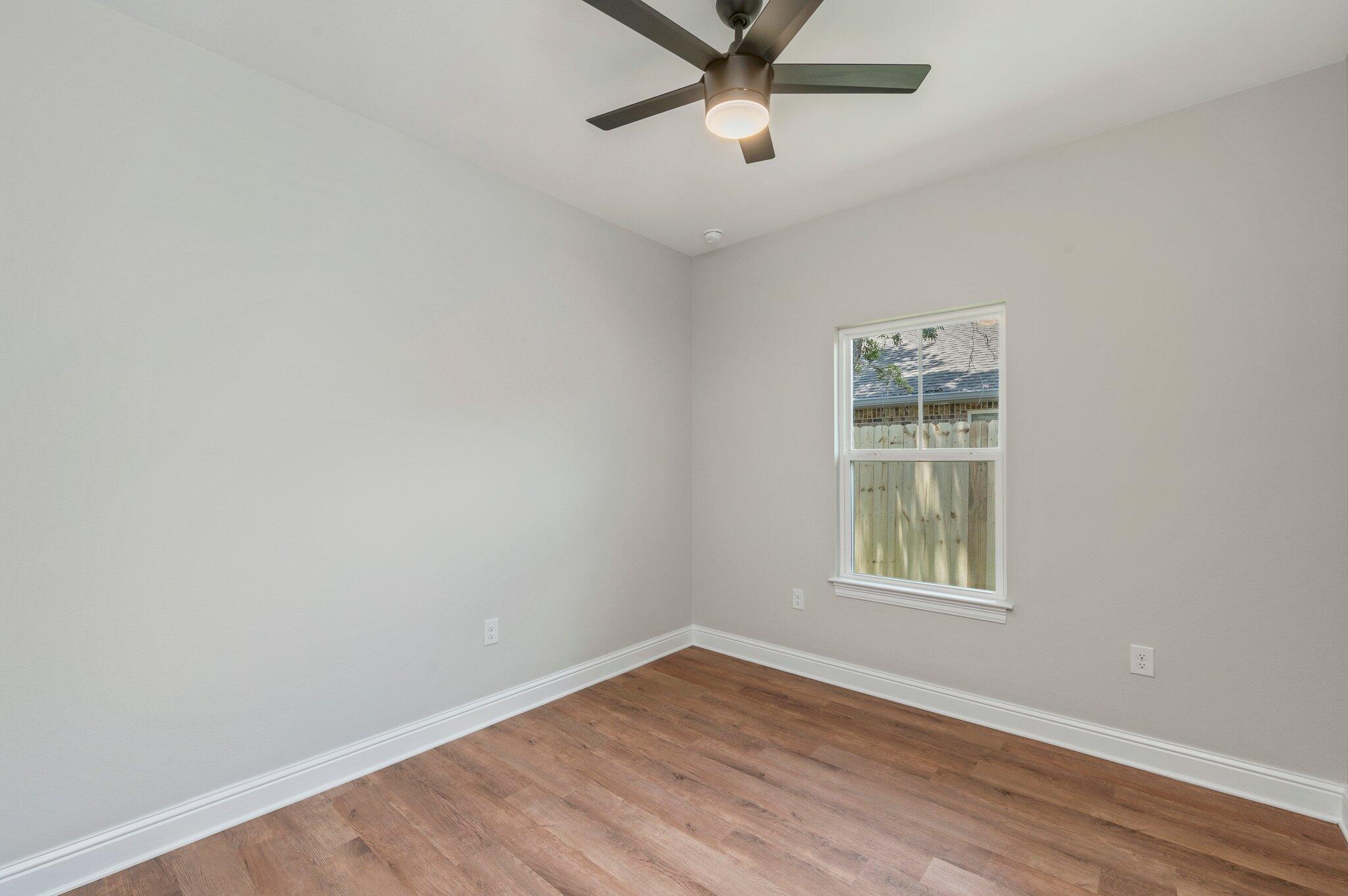 DIXON S/D - Residential Lease