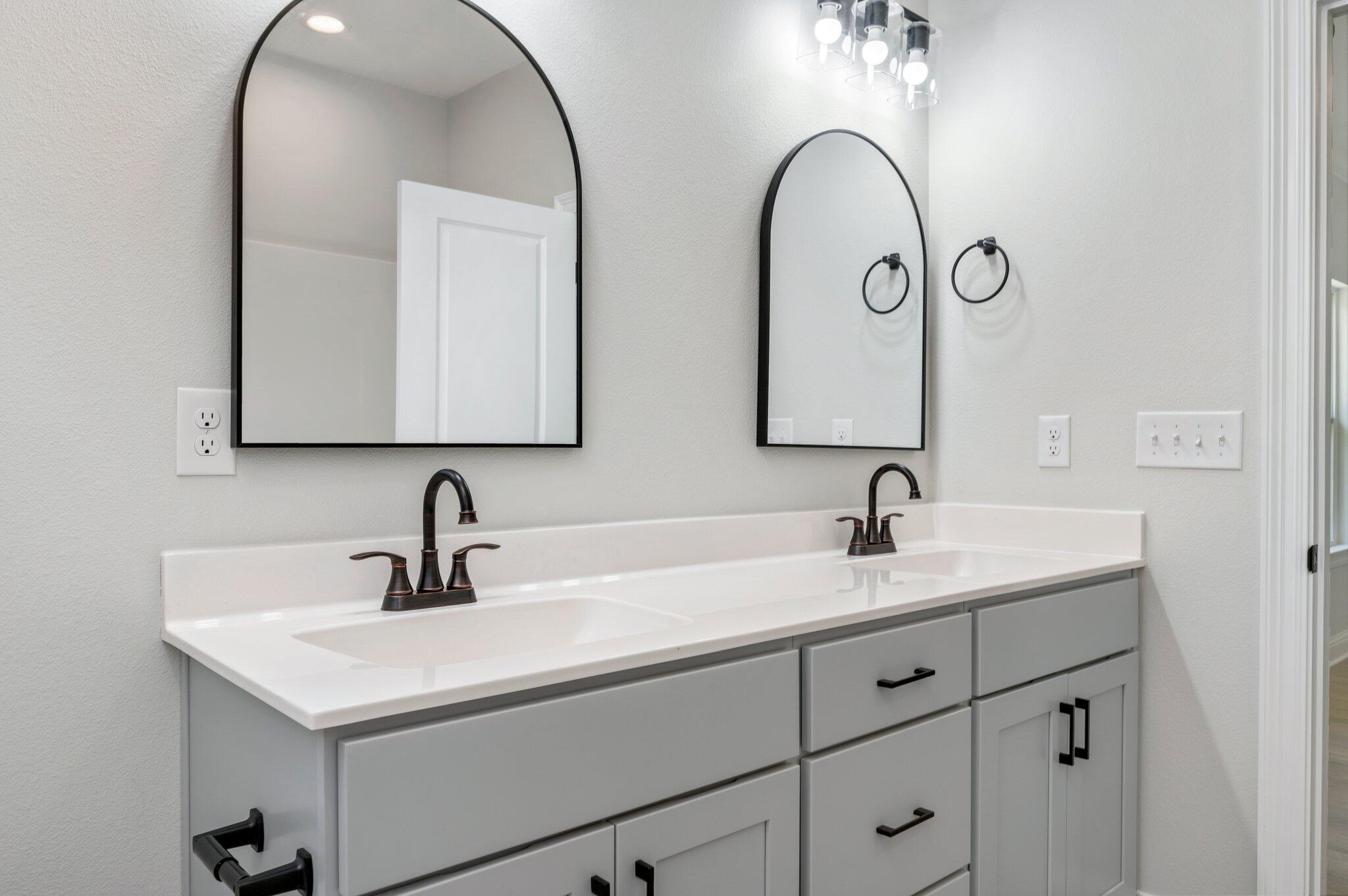 DIXON S/D - Residential Lease