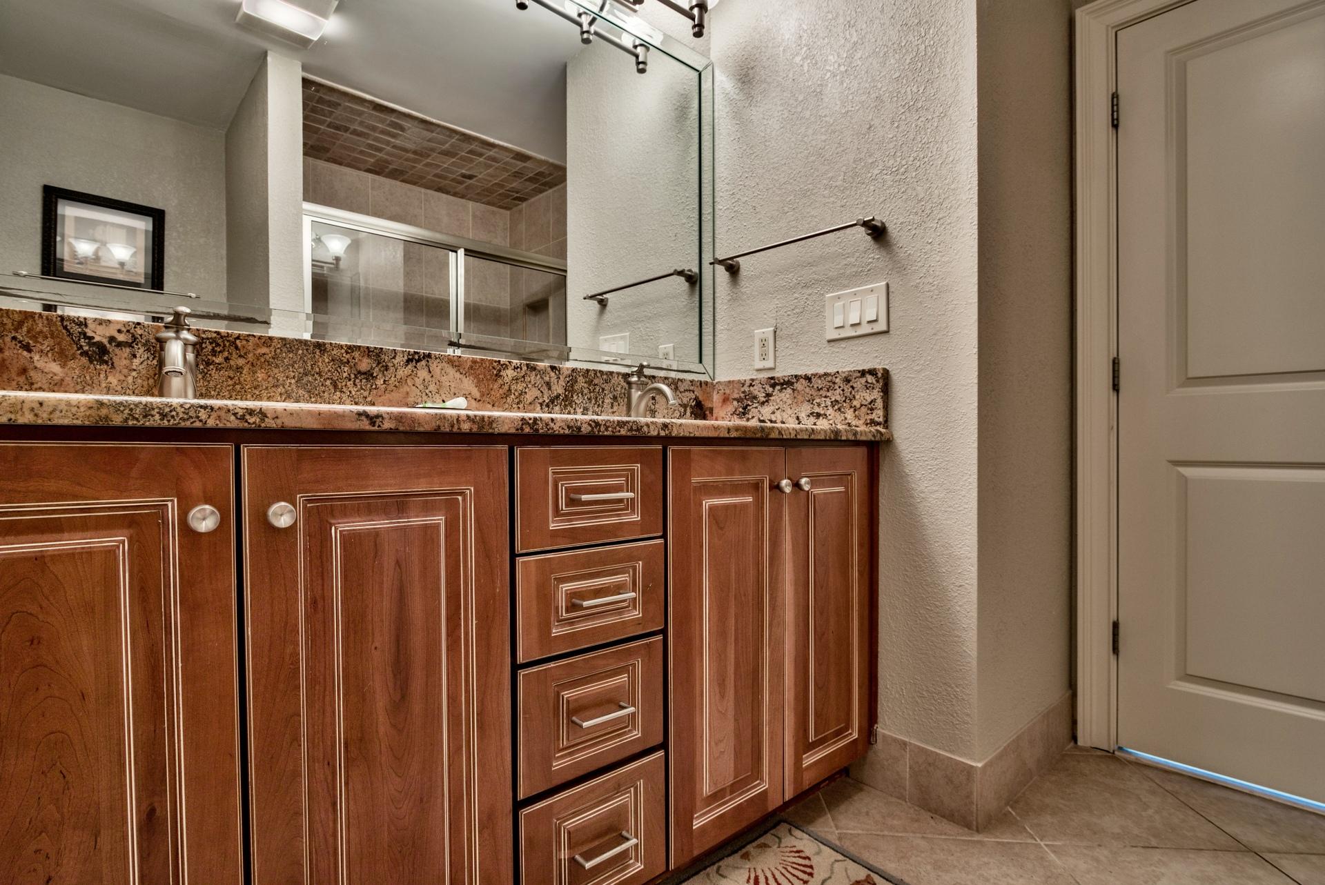 TOPS'L BEACH MANOR - Residential