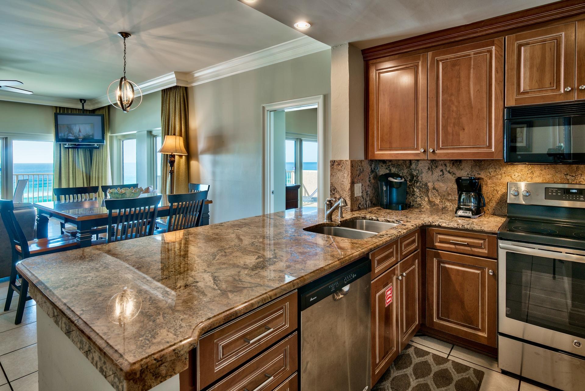 TOPS'L BEACH MANOR - Residential