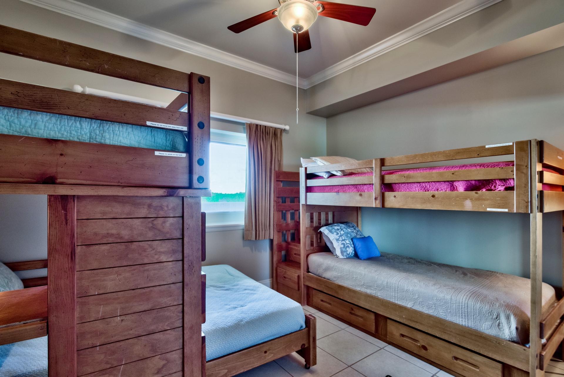 TOPS'L BEACH MANOR - Residential