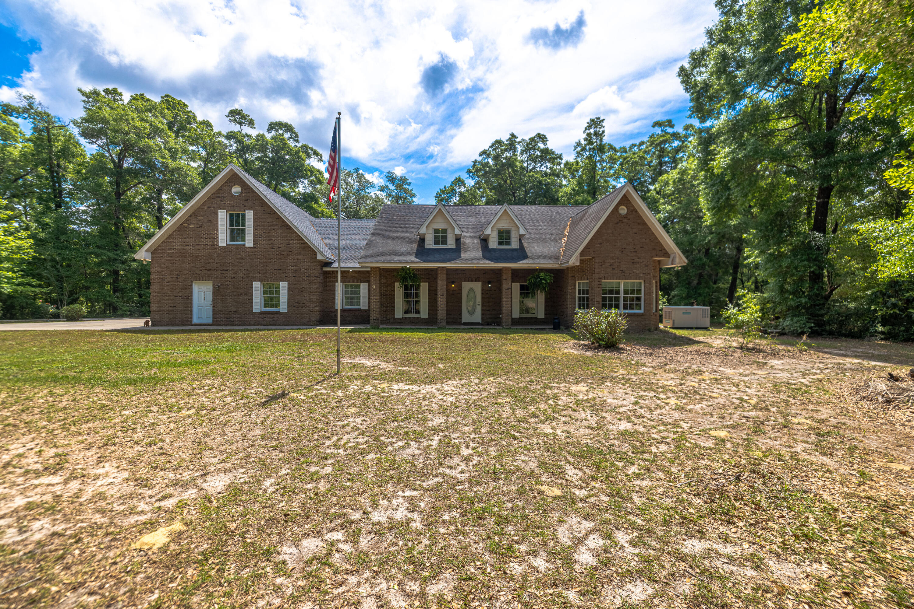 NO RECORDED SUBDIVISION - Residential
