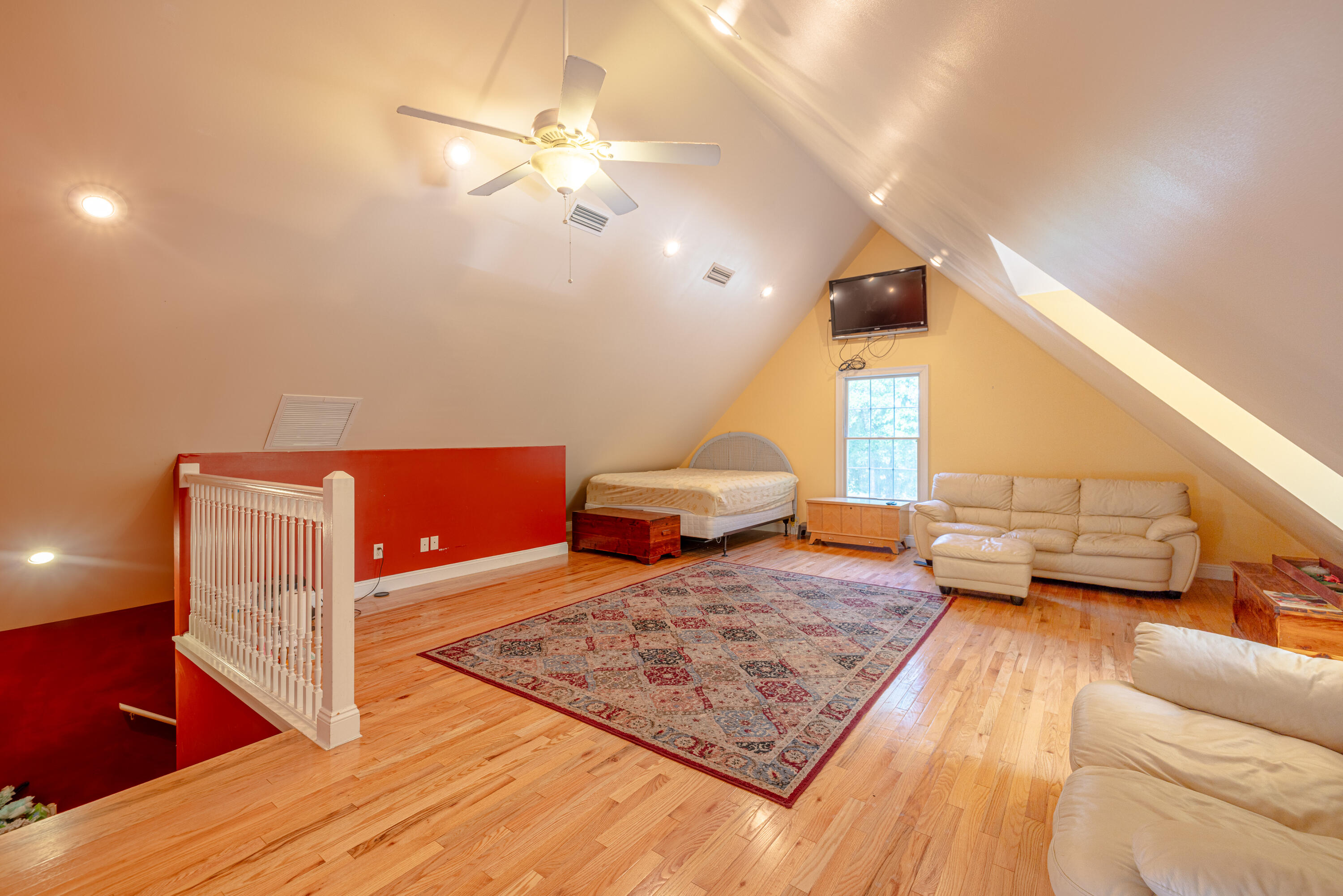 NO RECORDED SUBDIVISION - Residential