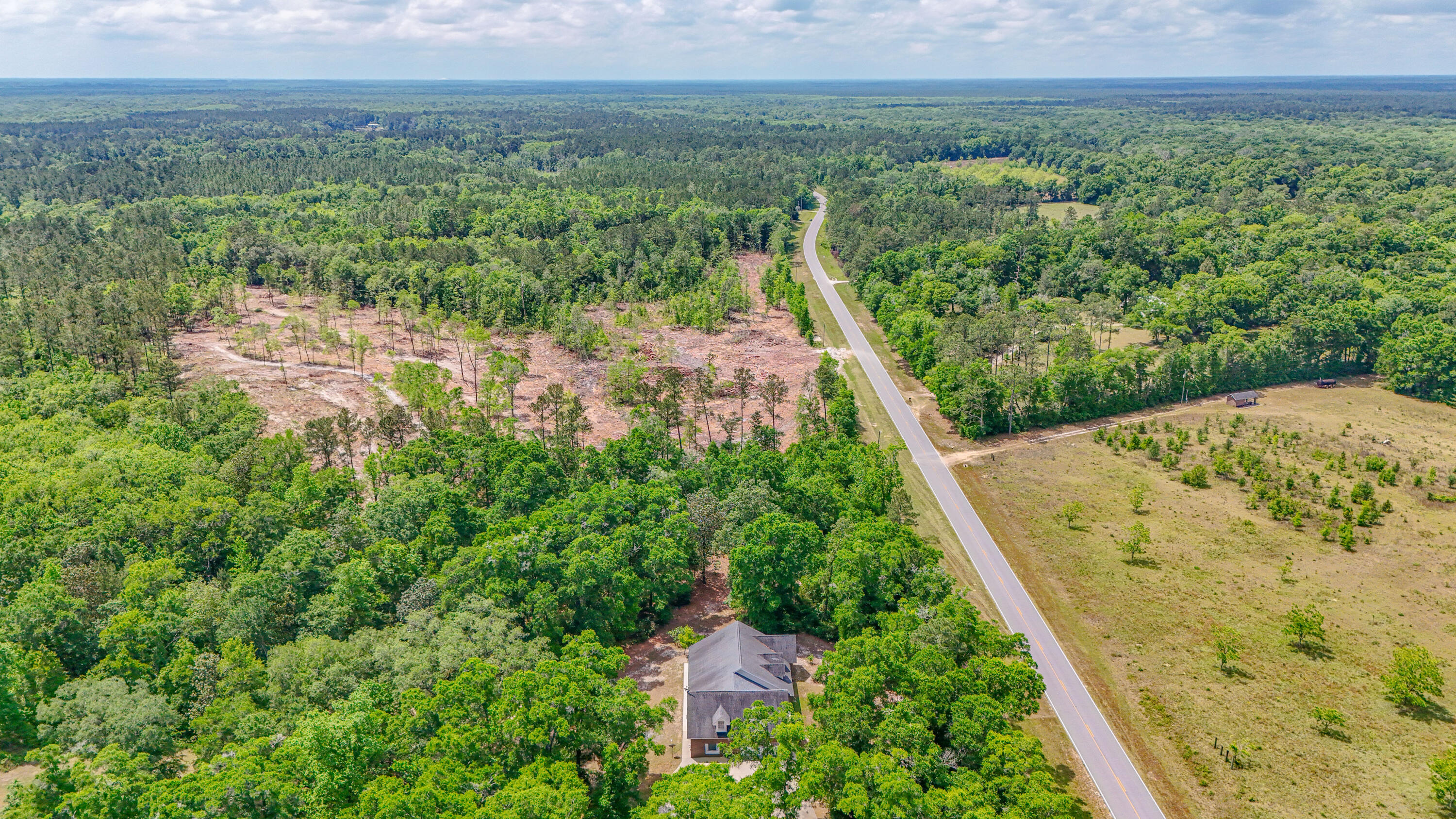 NO RECORDED SUBDIVISION - Residential