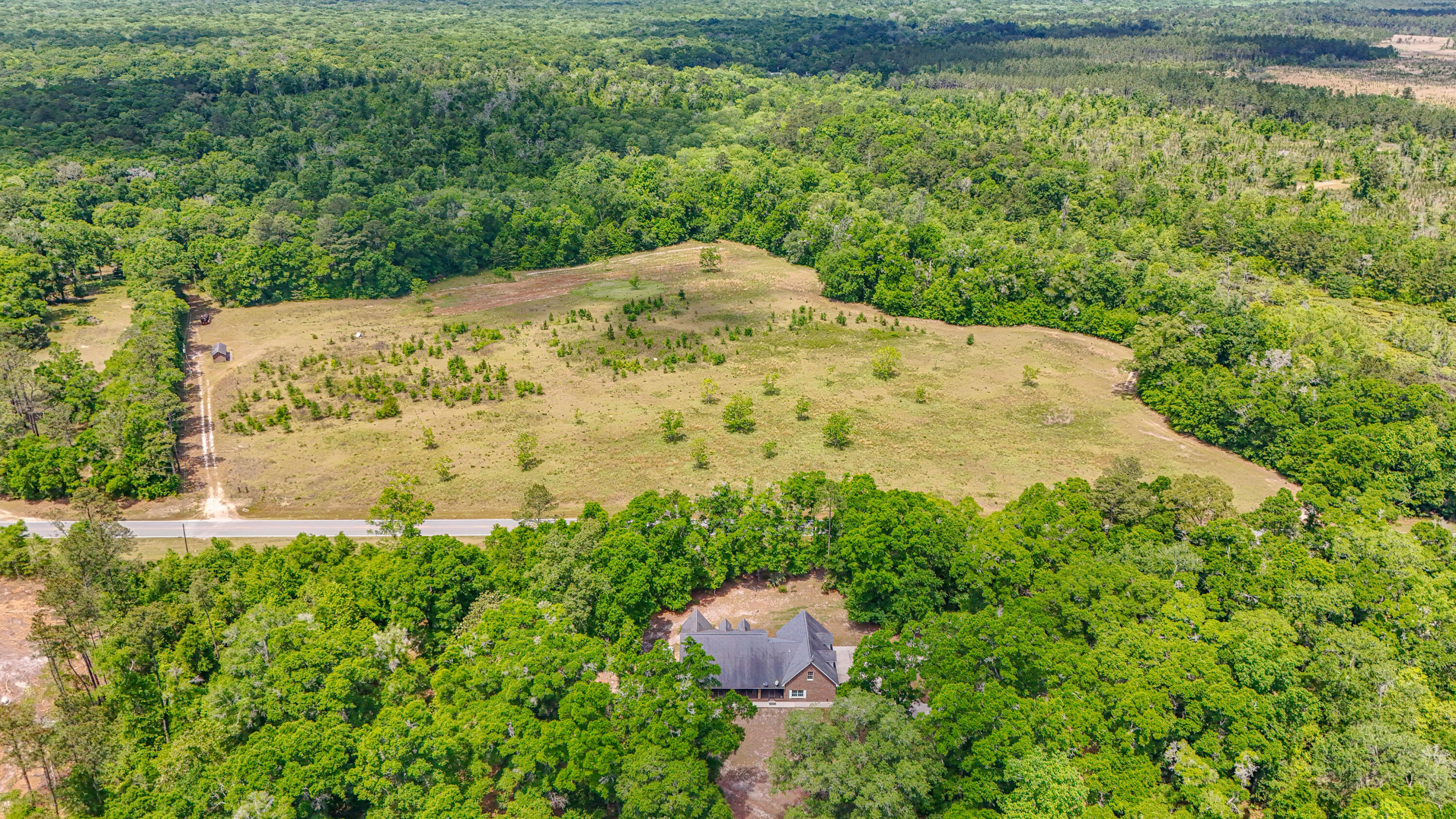 NO RECORDED SUBDIVISION - Residential