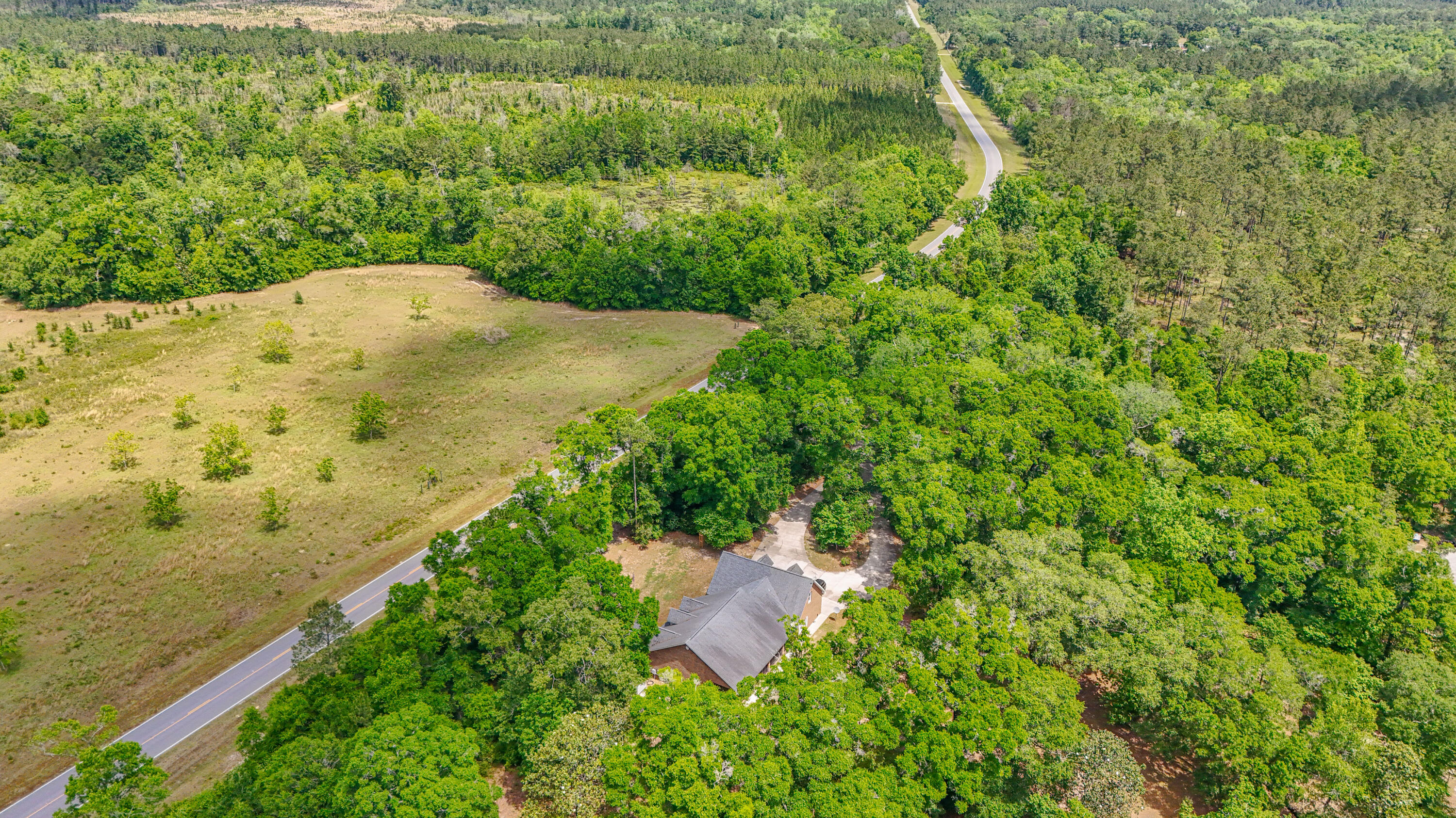 NO RECORDED SUBDIVISION - Residential