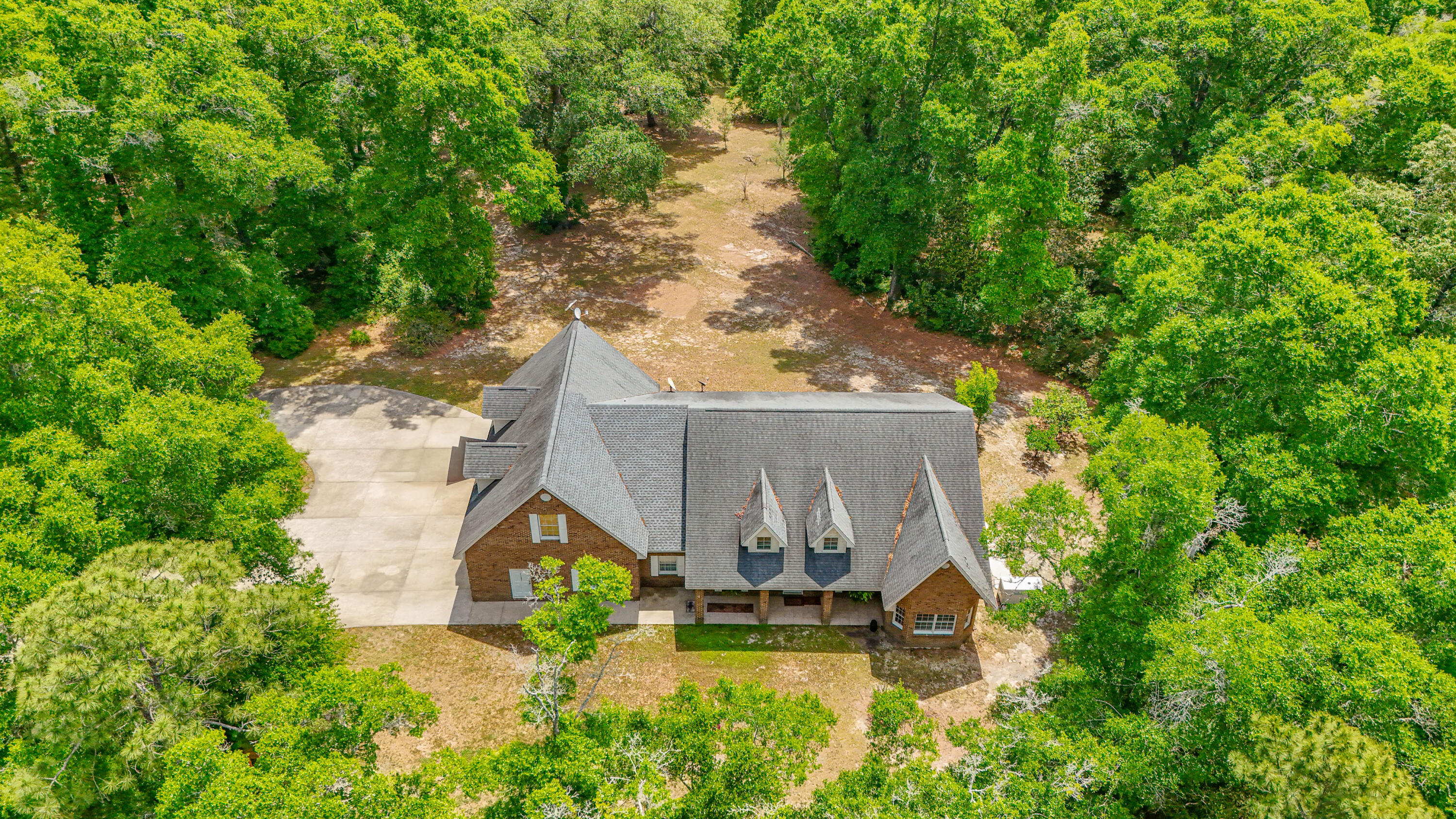 NO RECORDED SUBDIVISION - Residential