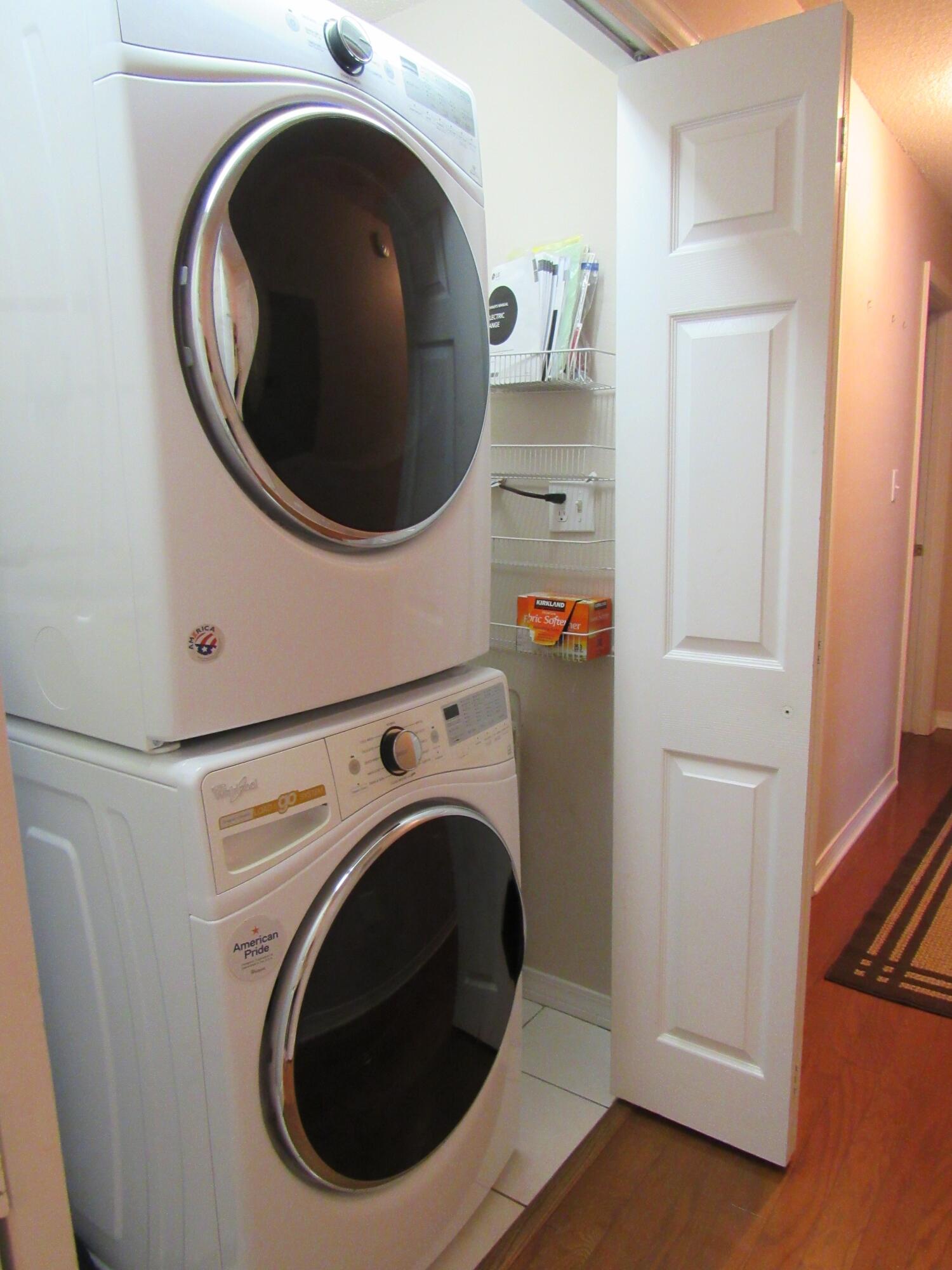 THE OAKS AT NICEVILLE - Residential